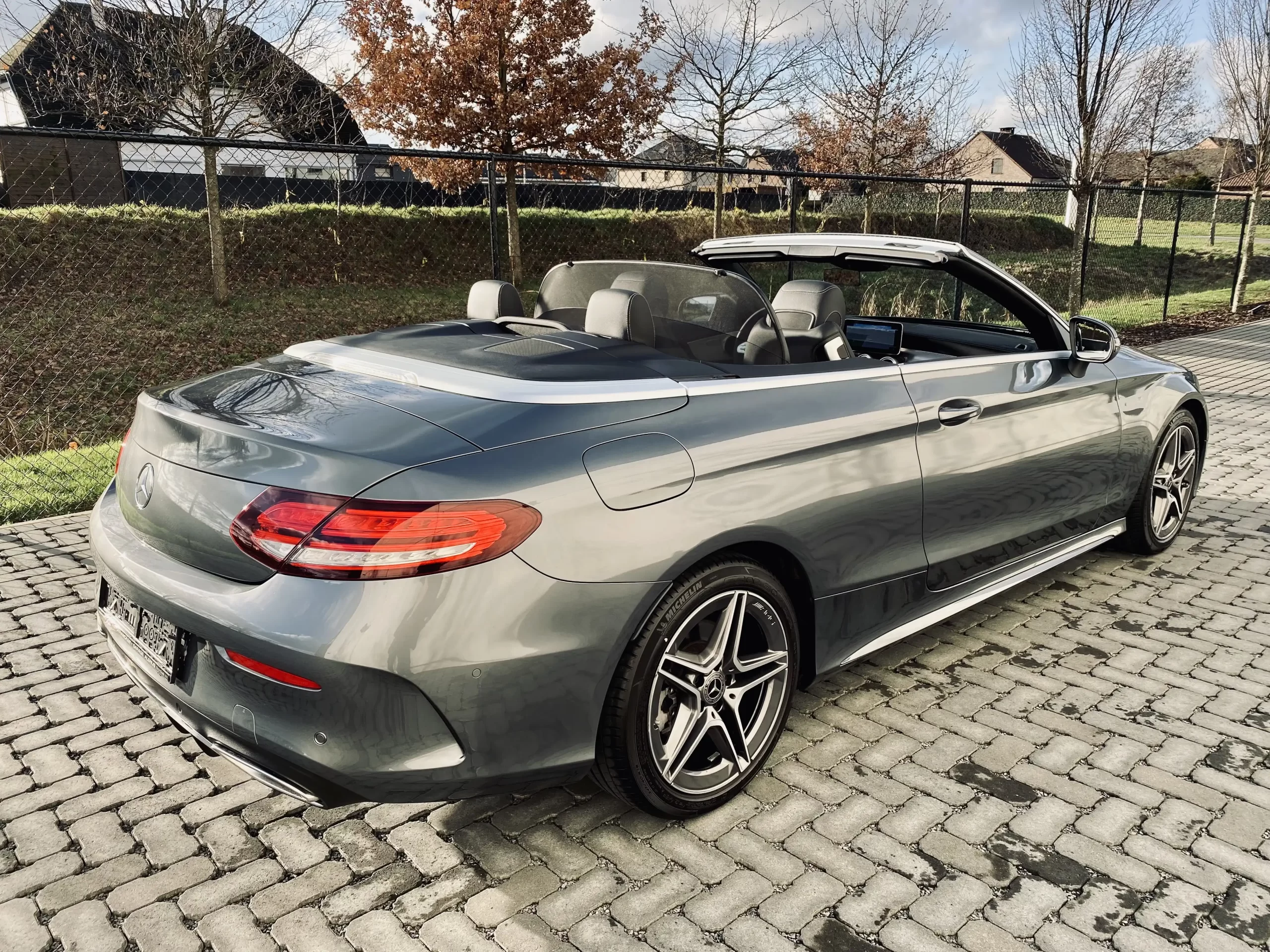 C180 Cabrio AMG Line