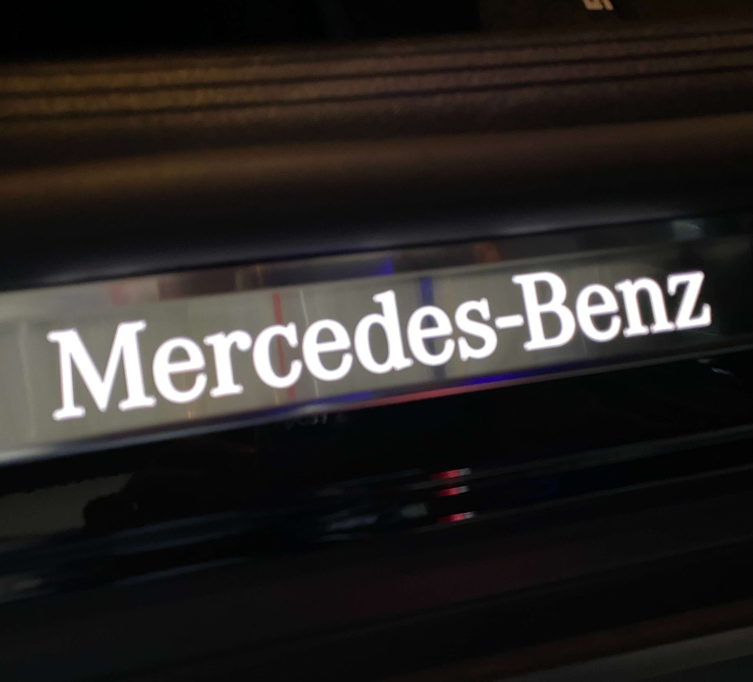 Mercedes-Benz GLC 300 e 9G Plug-in Hybr AMG &NIGHT Distronic/360/Memory