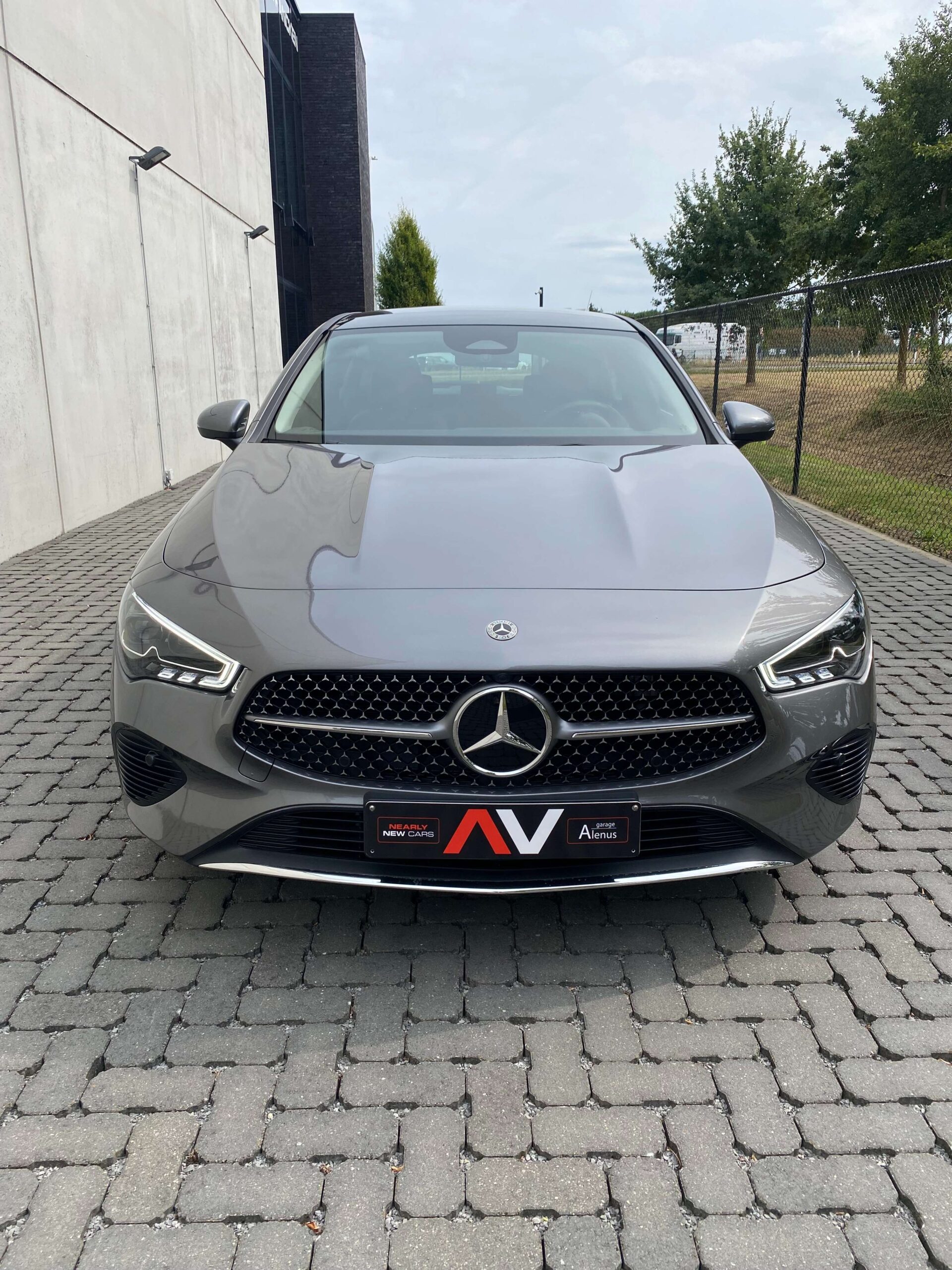 Mercedes-Benz CLA 180 7G LUXURY Standverw./MultiBeam/Pano/Memory/Camera