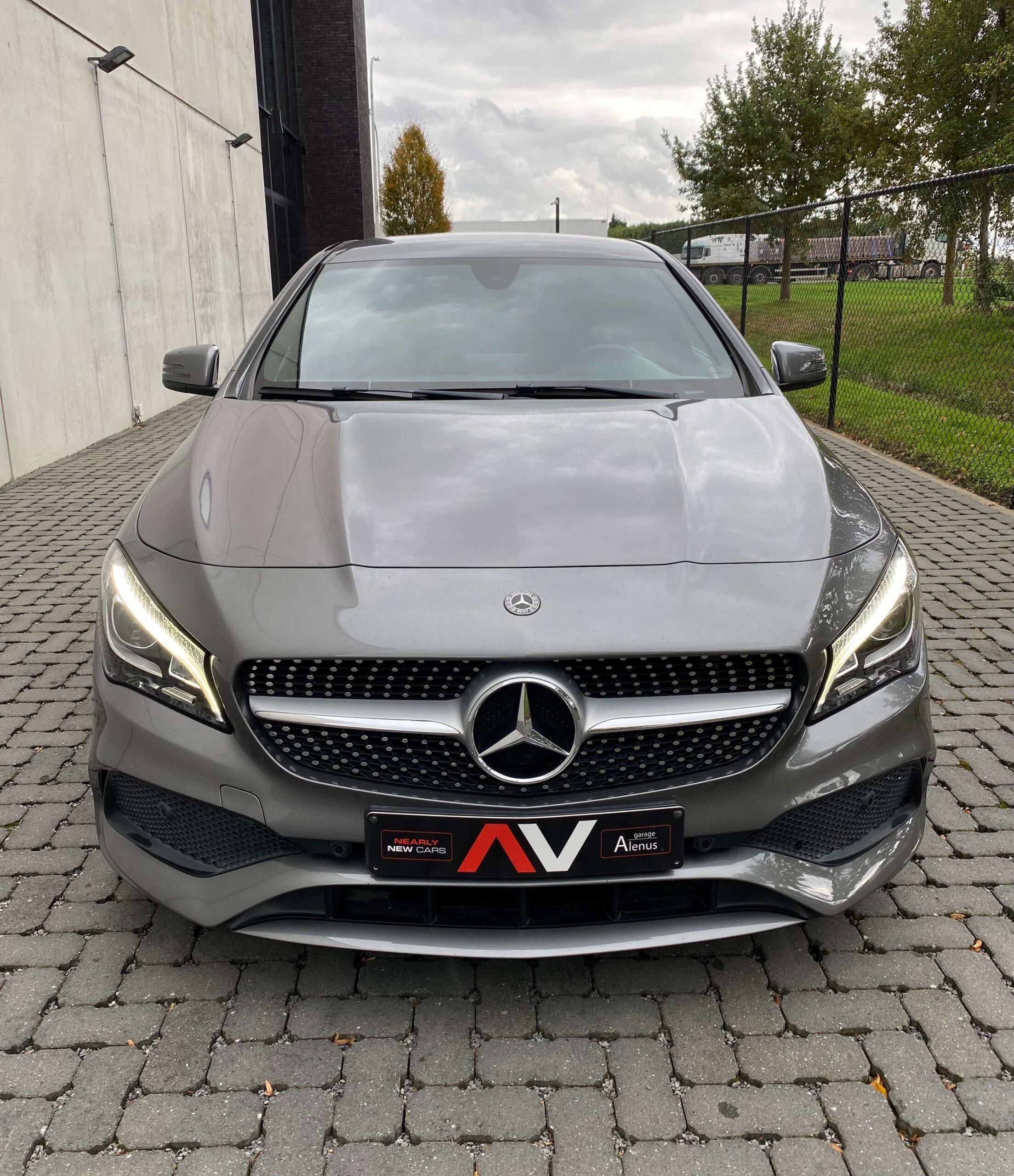 CLA180a COUPE AMG Line