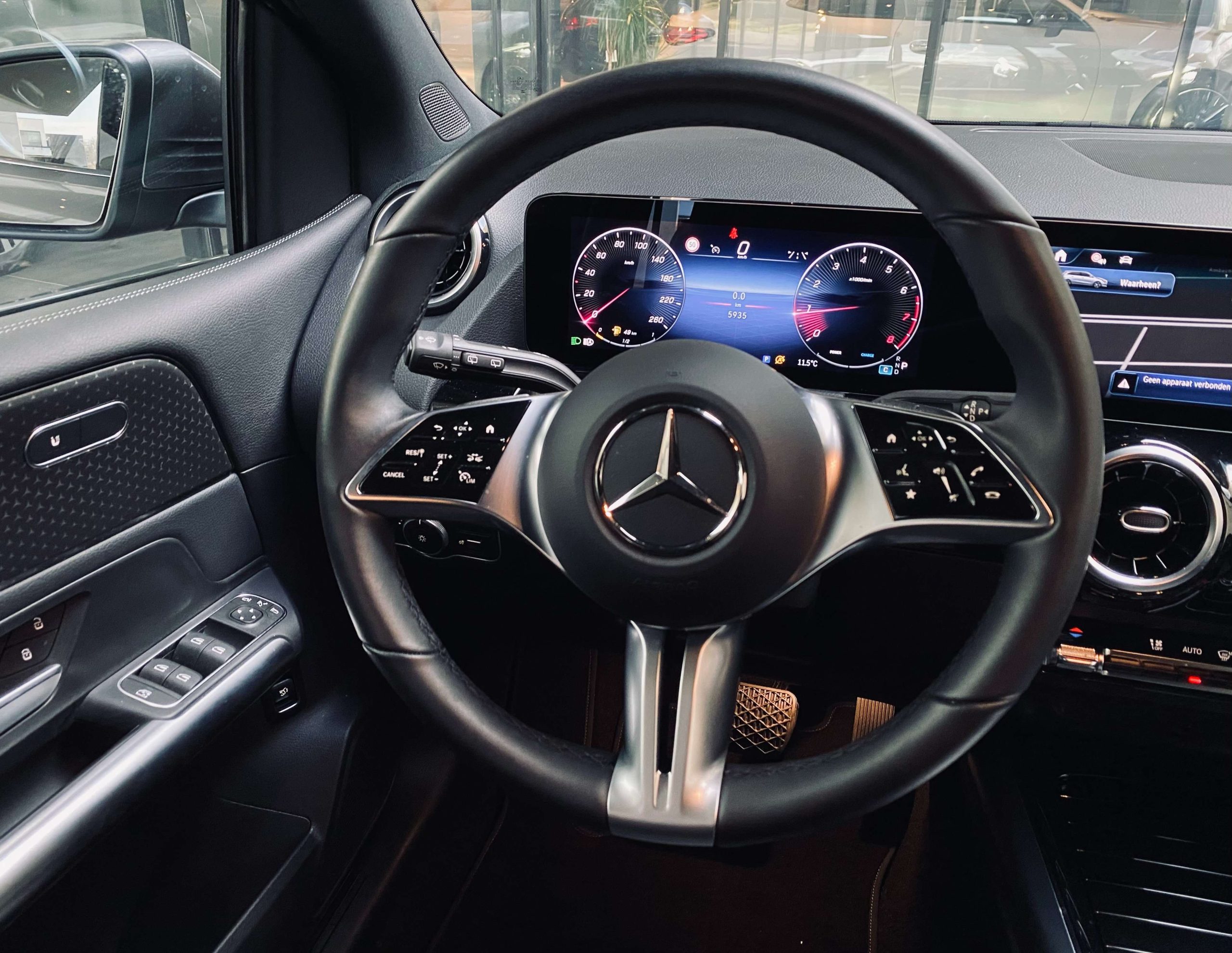 Mercedes-Benz B 200 7G Mild Hybr. LUXURY 18″/MBUX/Camera/Stuurverw.