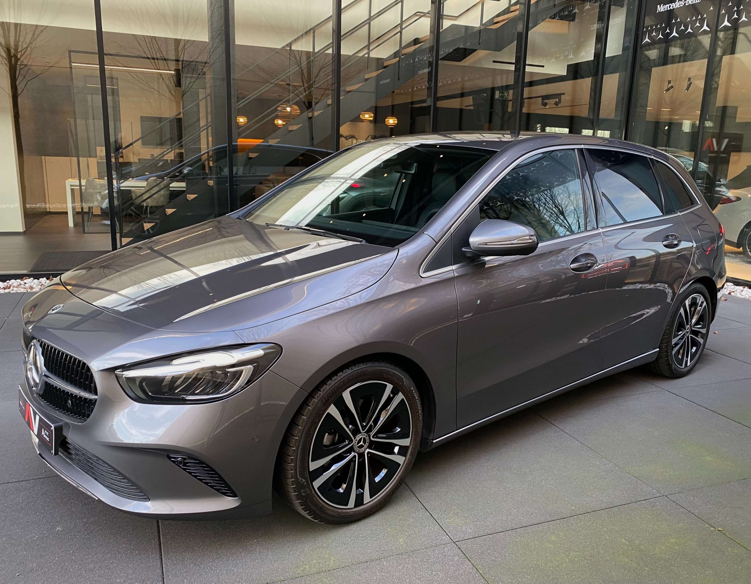 Mercedes-Benz B 200 7G Mild Hybr. LUXURY 18″/MBUX/Camera/Stuurverw.