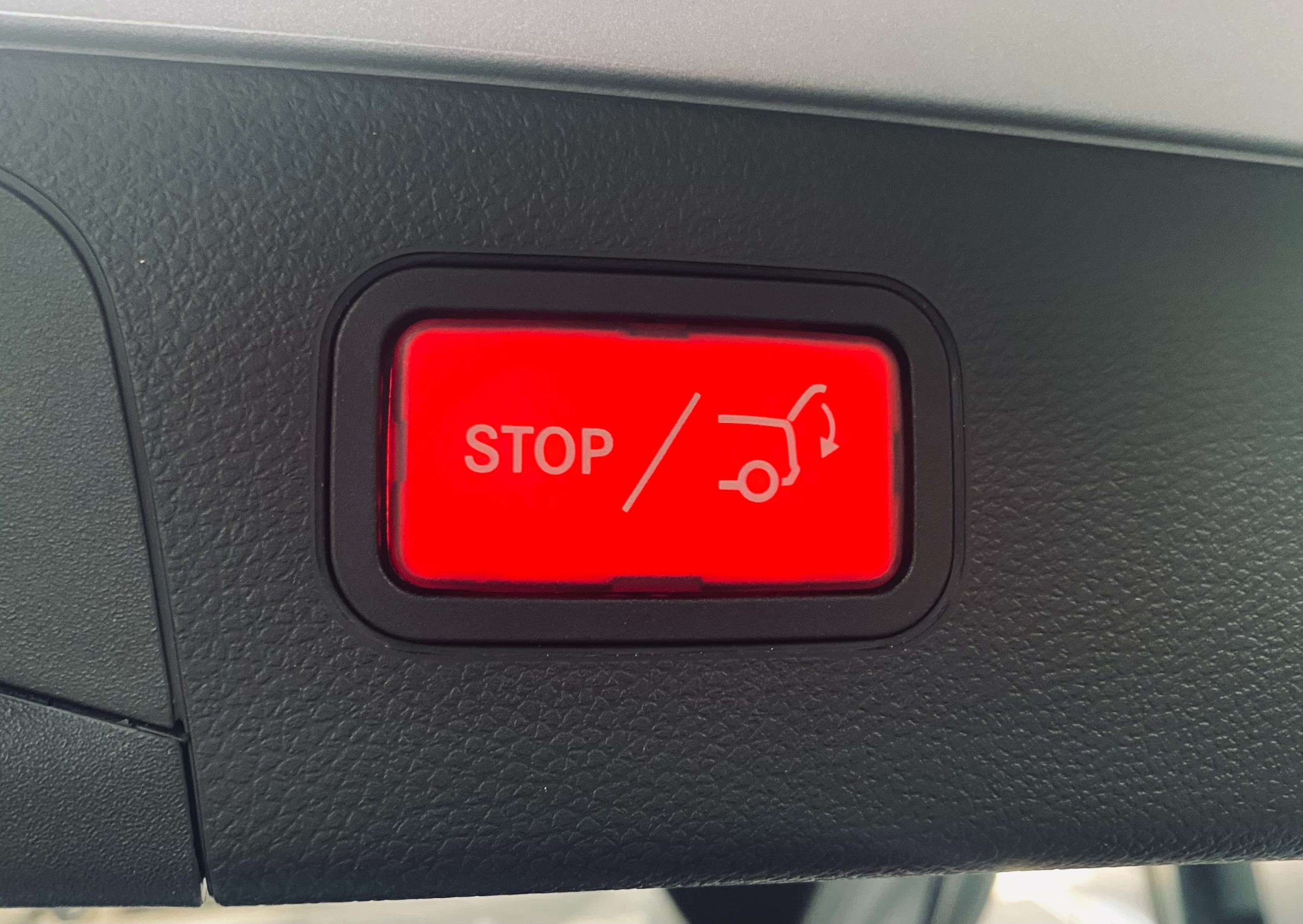 Mercedes-Benz GLC 300 e 9G 4M AMG AIRMATIC/HeadUp/Distronic/360°/Trekh.