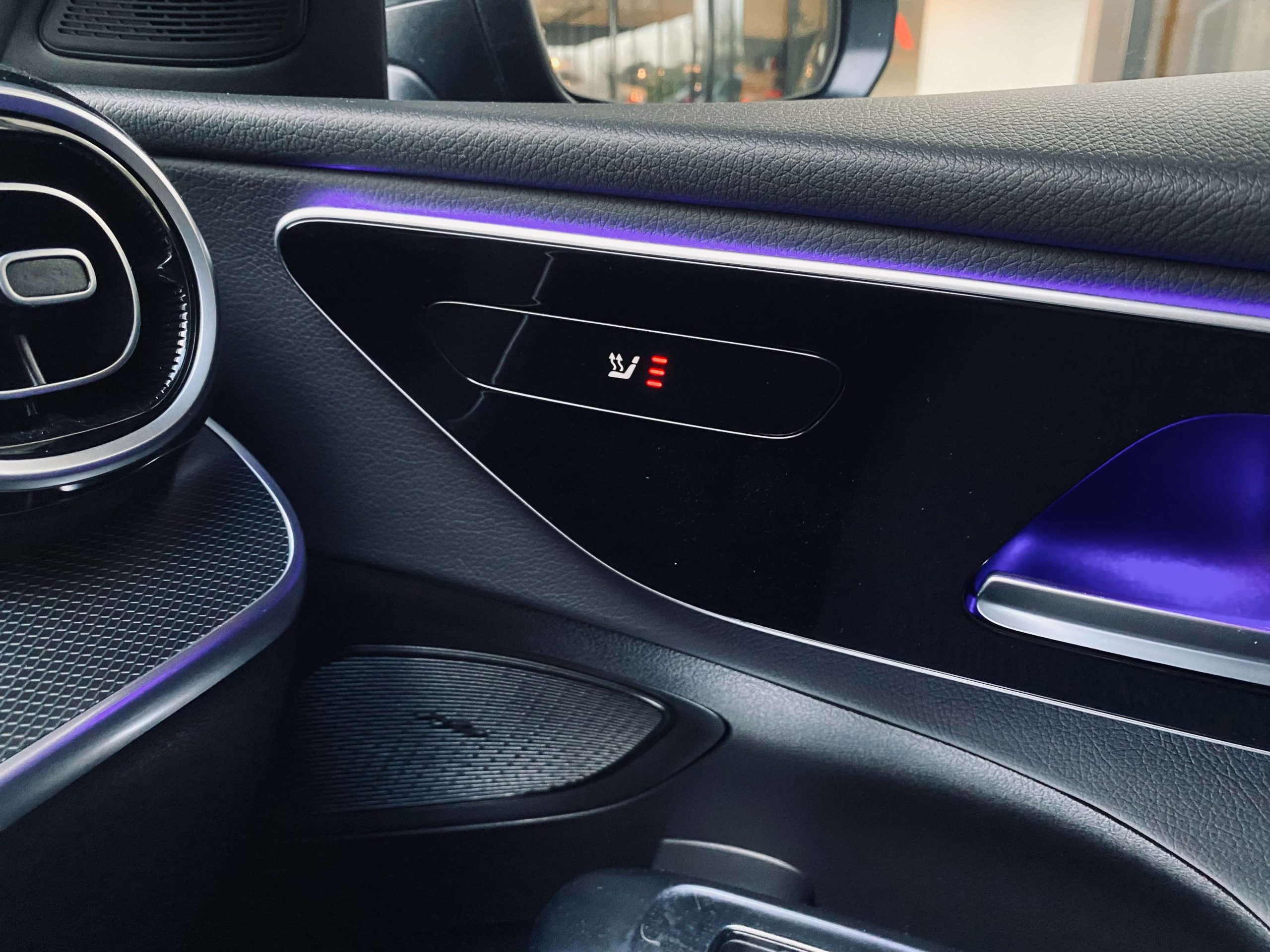 Mercedes-Benz C 200 9G Mild Hybr. SPORT NIGHT MBUX-Premium/Advanced Sound/Ambiente/Camera/Trekhaak/…