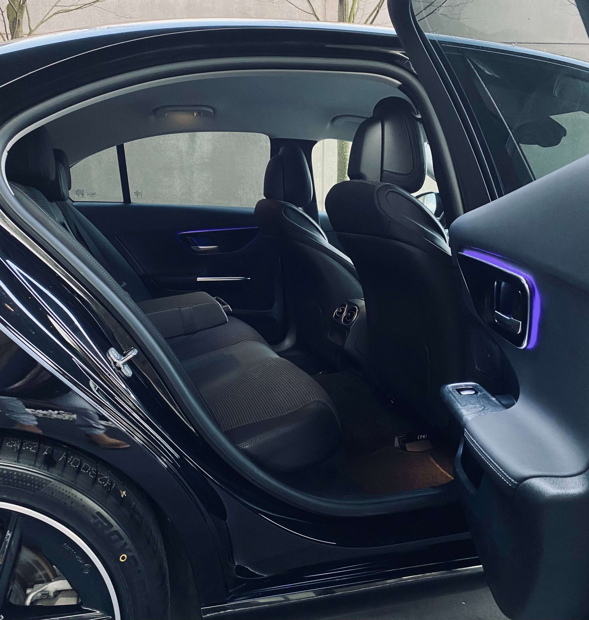 Mercedes-Benz C 200 9G Mild Hybr. SPORT NIGHT MBUX-Premium/Advanced Sound/Ambiente/Camera/Trekhaak/…