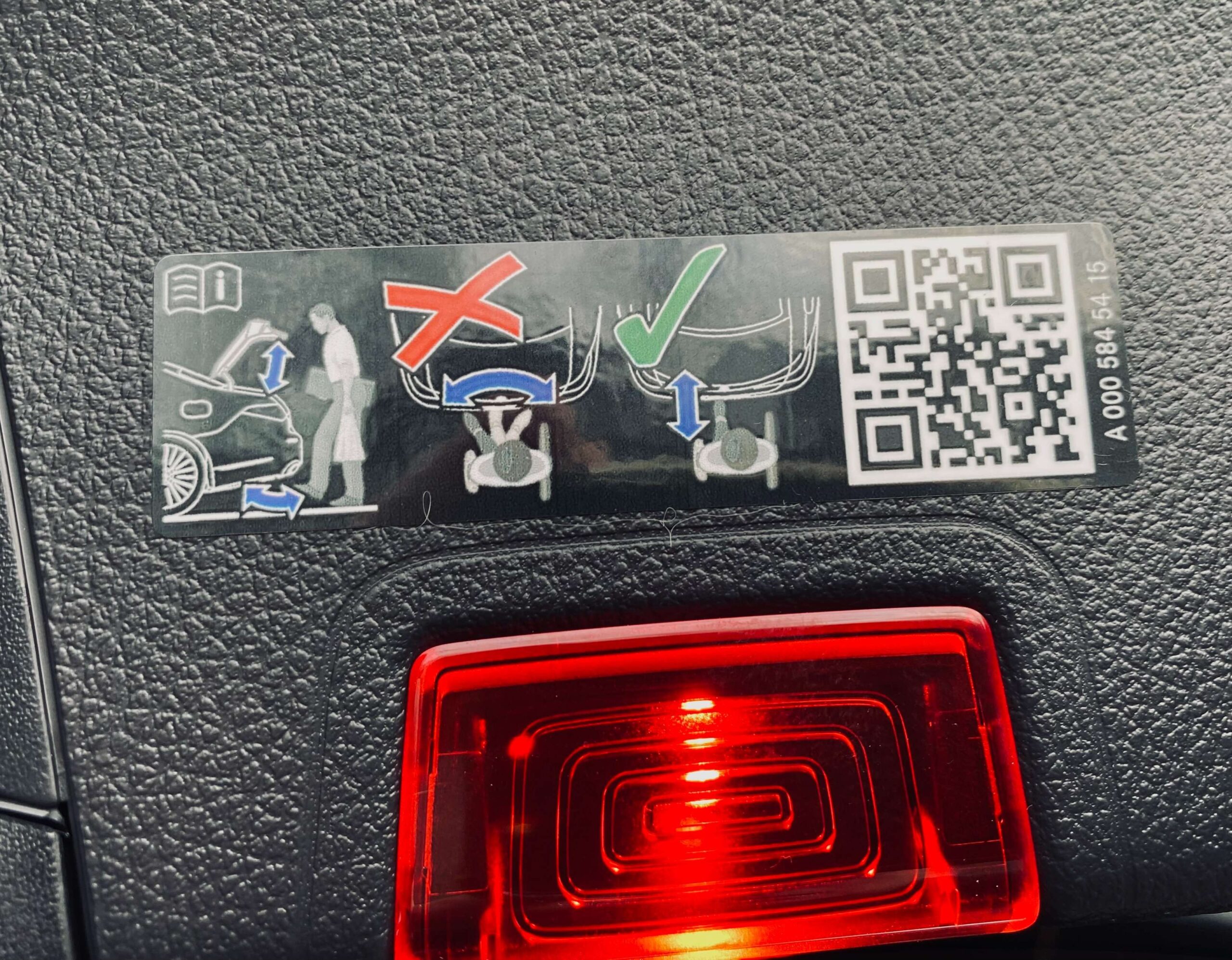 Mercedes-Benz EQA 350 4M AMG StylePack 20″/Distronic/Dodeh./Trekh.