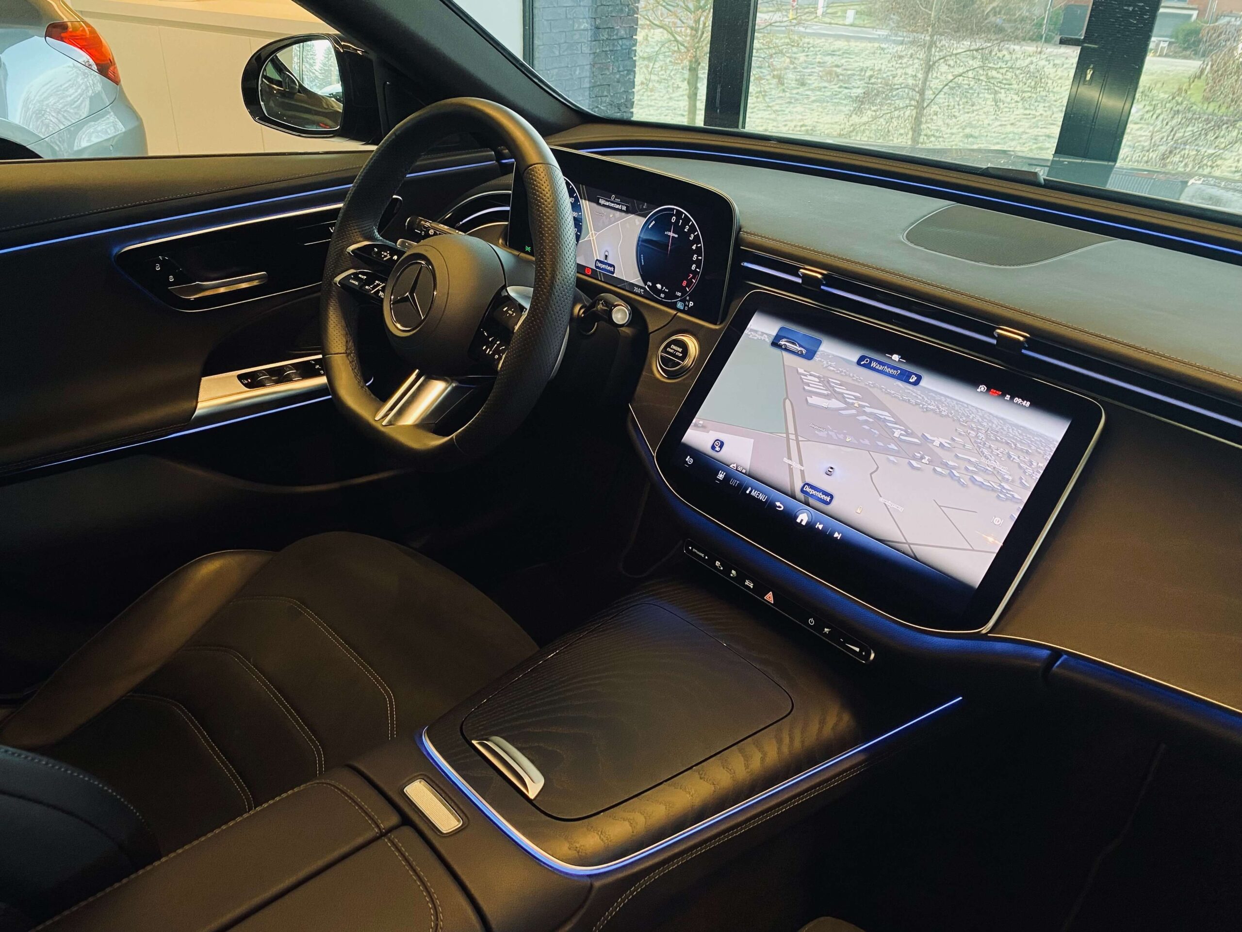 Mercedes-Benz E 300 e 9G Plug-in AMG NIGHT 20″/LUCHTV./Distronic/Trekh