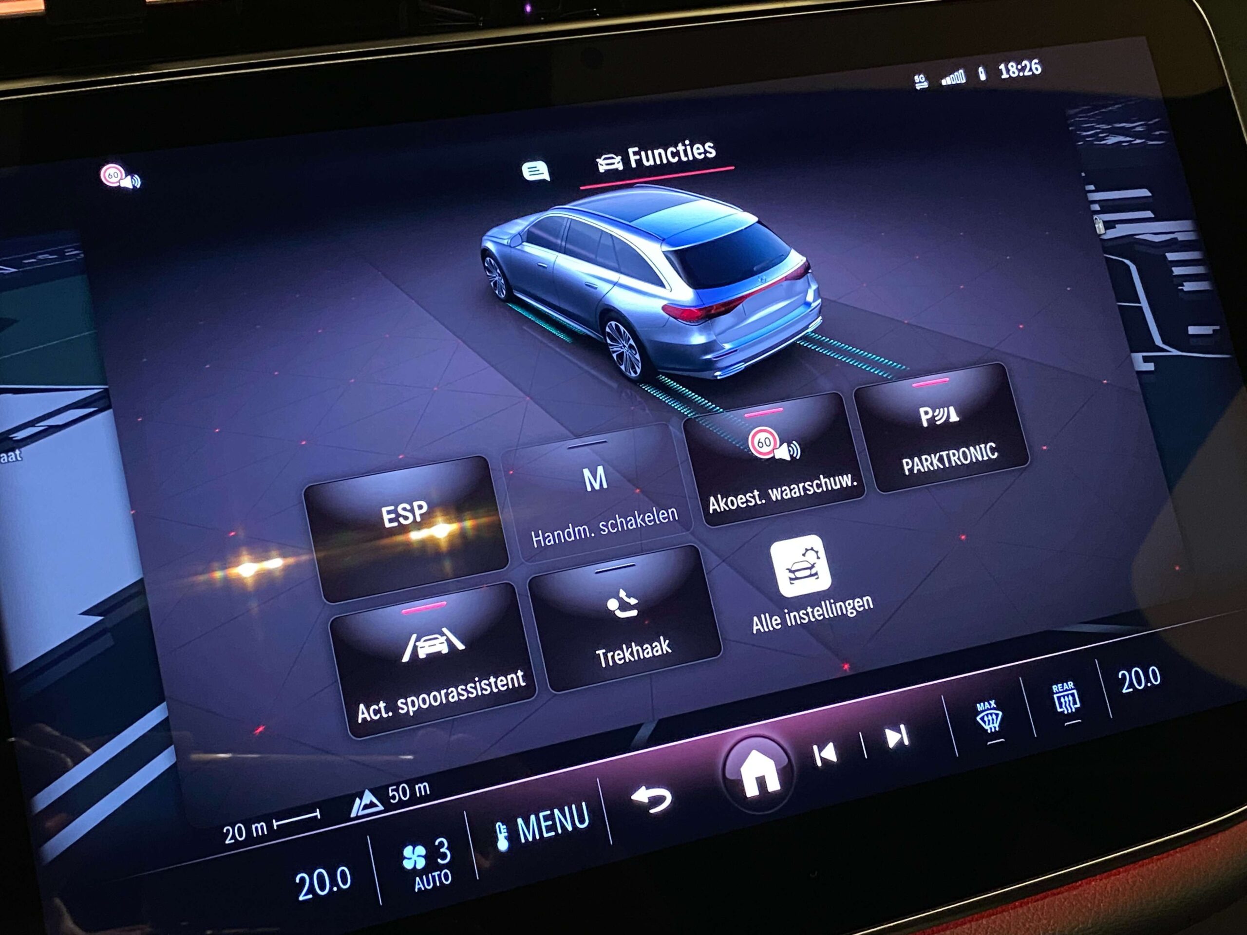 Mercedes-Benz E 300 e 9G Plug-in AMG NIGHT 20″/LUCHTV./Distronic/Trekh