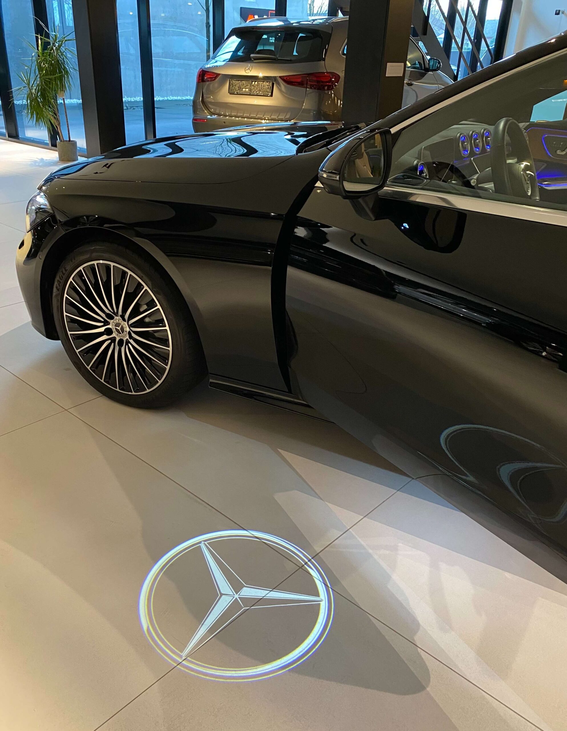 Mercedes-Benz CLE 200 9G AMG 19″/BruinLeder/Distronic/360°/Burmester3D/Memory/…