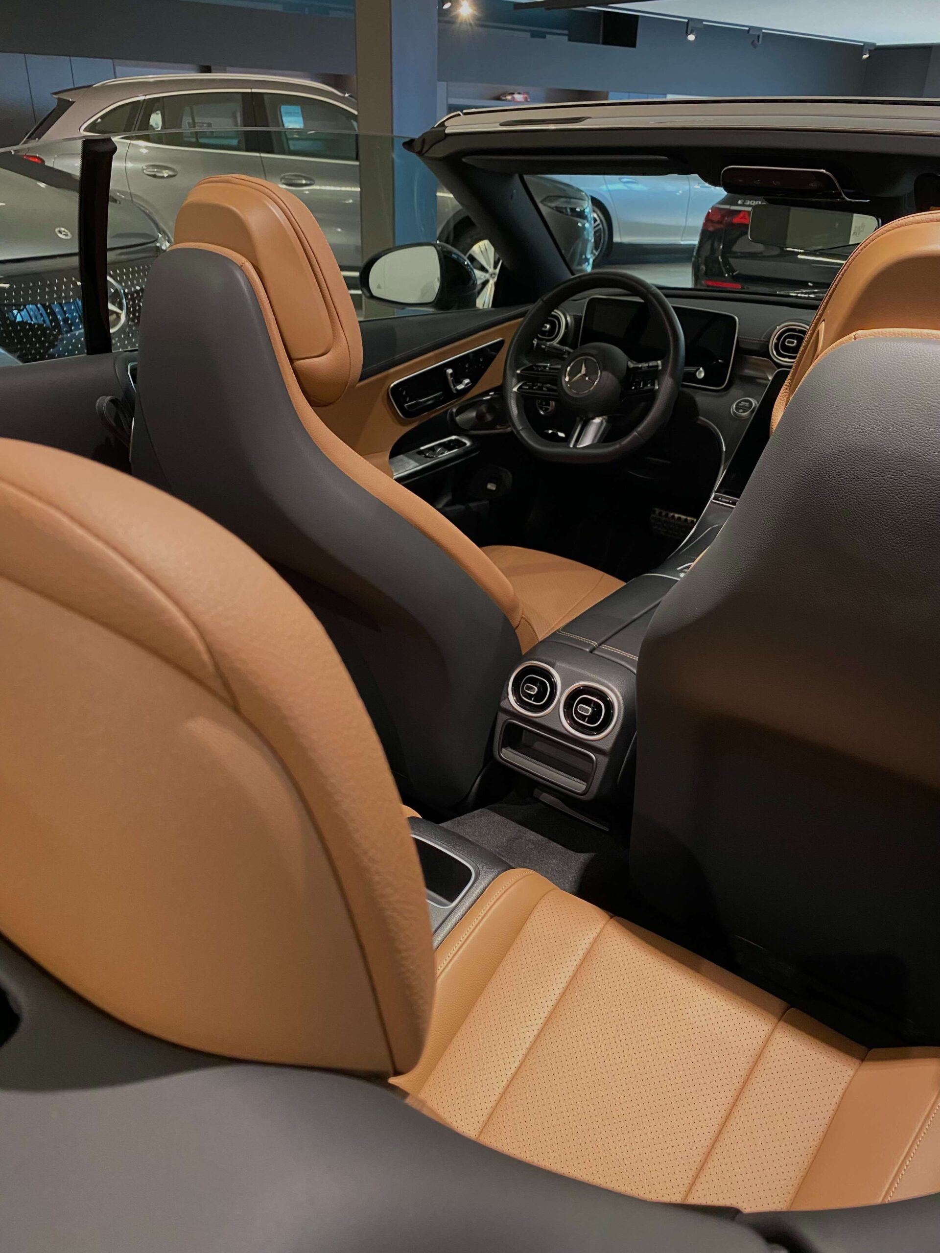 Mercedes-Benz CLE 200 9G AMG 19″/BruinLeder/Distronic/360°/Burmester3D/Memory/…