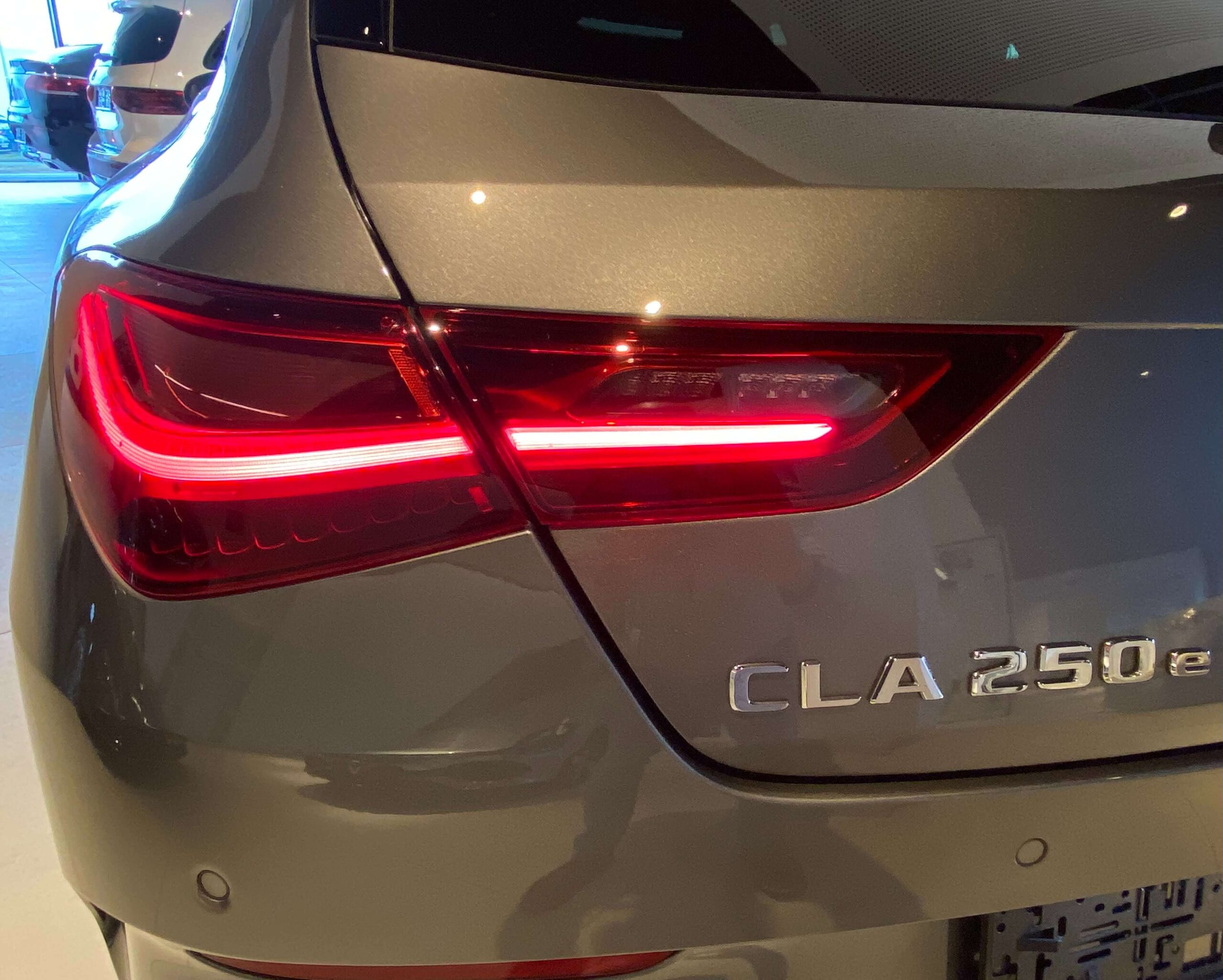 Mercedes-Benz CLA 250 e 8G Plug-in SB AMG Advanced Plus Dodehoek/Ambiente/KeyLess/Trekhaak/…