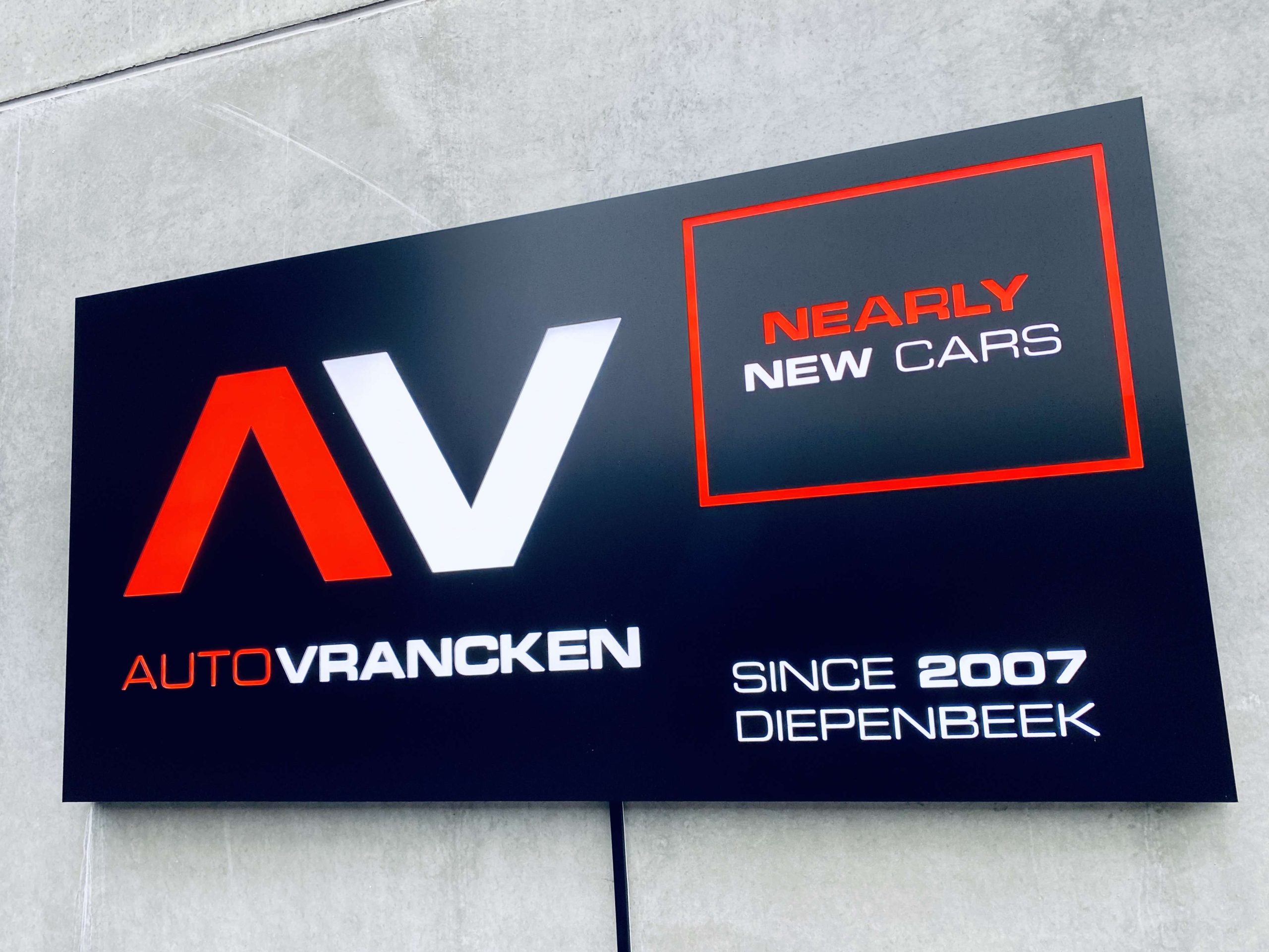 Mercedes-Benz EQE 350 PLUS ExtendedRange DistronicPro/Memory/Leder/Trekh