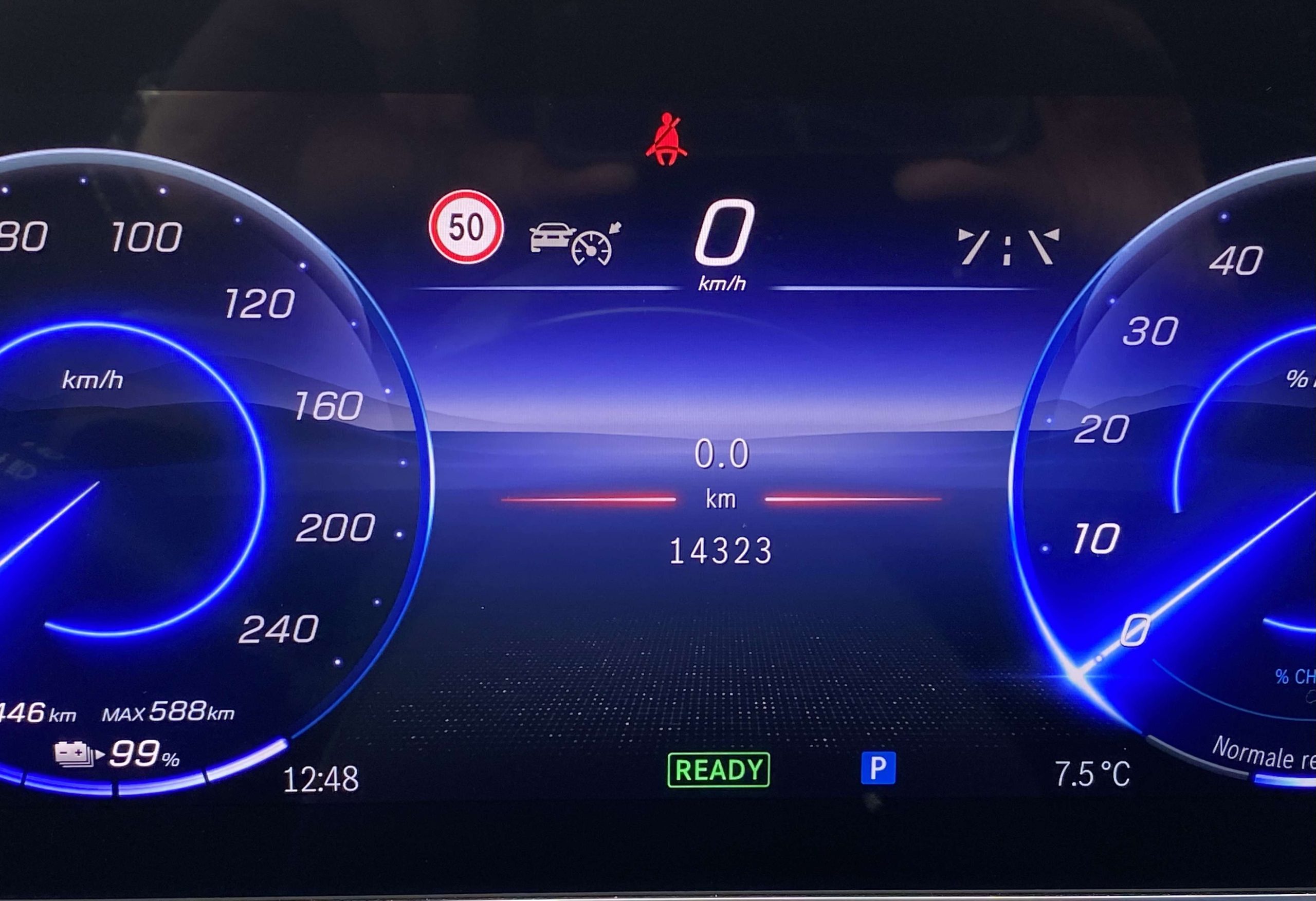 Mercedes-Benz EQE 350 PLUS ExtendedRange DistronicPro/Memory/Leder/Trekh