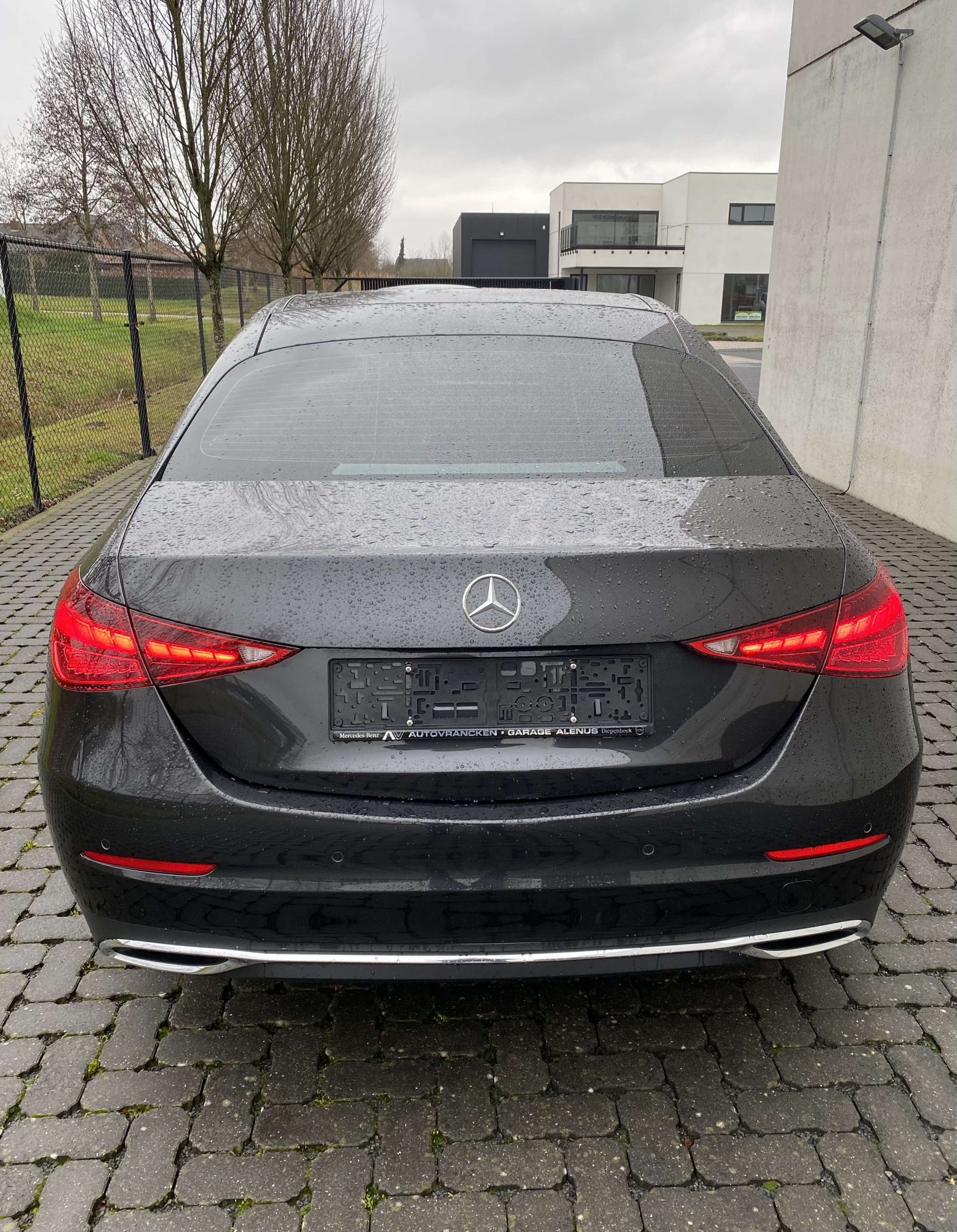 Mercedes-Benz C 300 e 9G Plug-in LUXURY LUCHTVERING/MBUX-Premium/Trekh