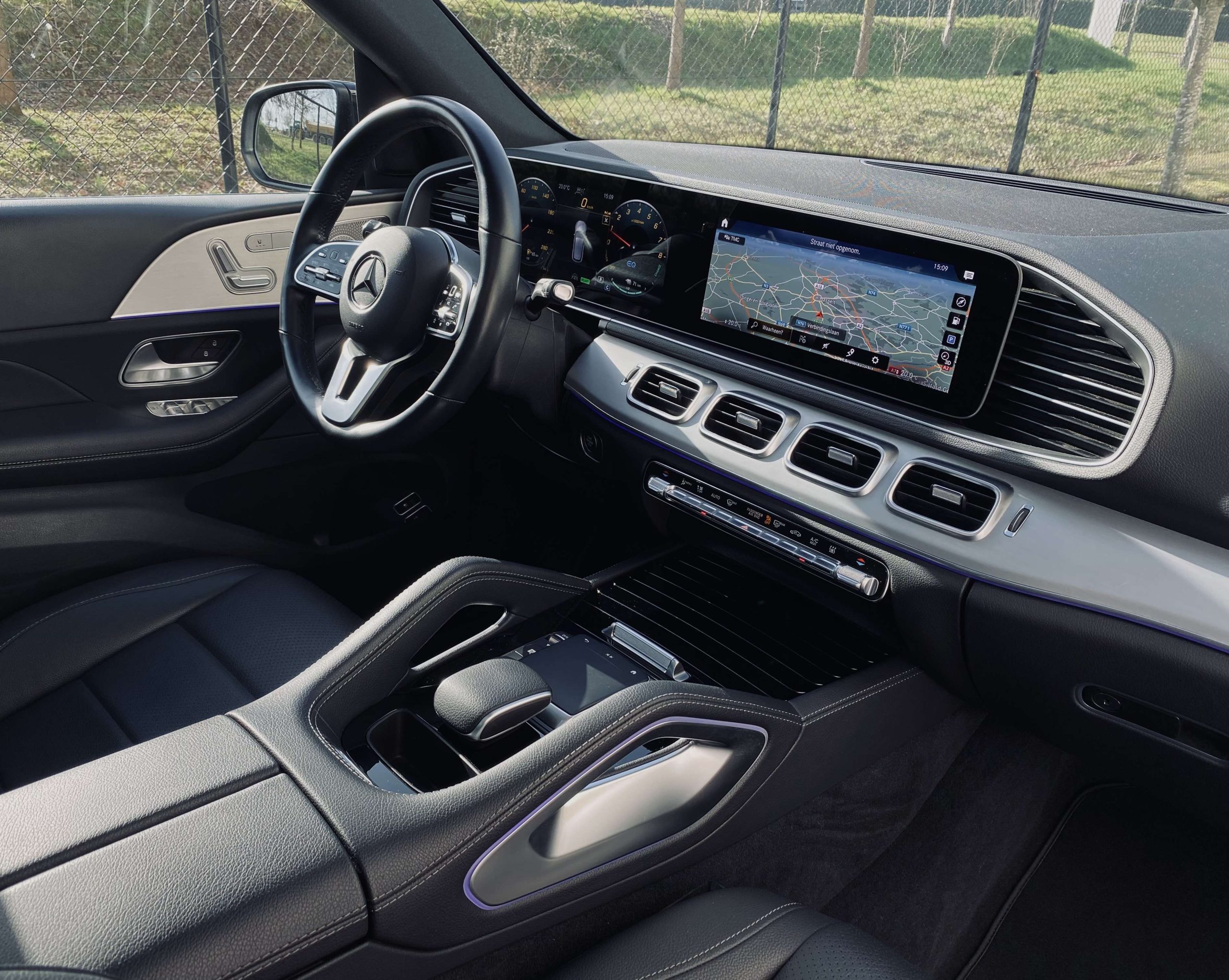 Mercedes-Benz GLE 350 9G Plug-in Distronic+/PanoDak/360/Burmester/Trekh.