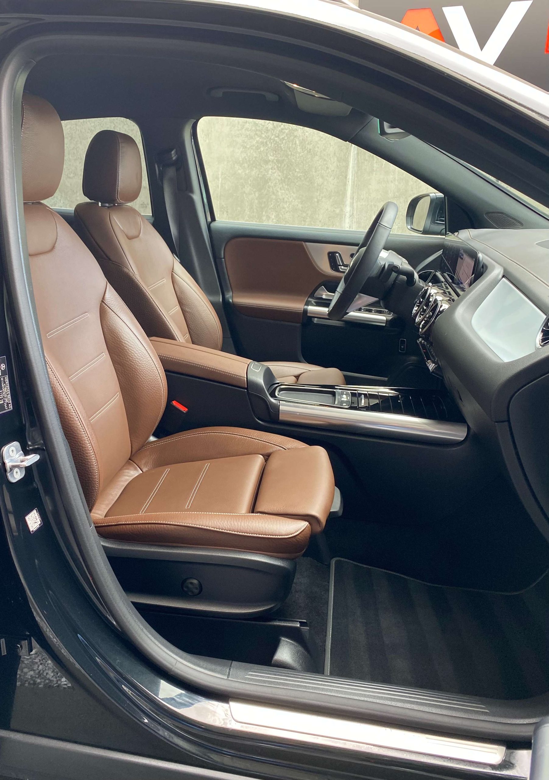 Mercedes-Benz GLA 220 8G 4Matic LUXURY Distronic/Memory/BruinLeder/…