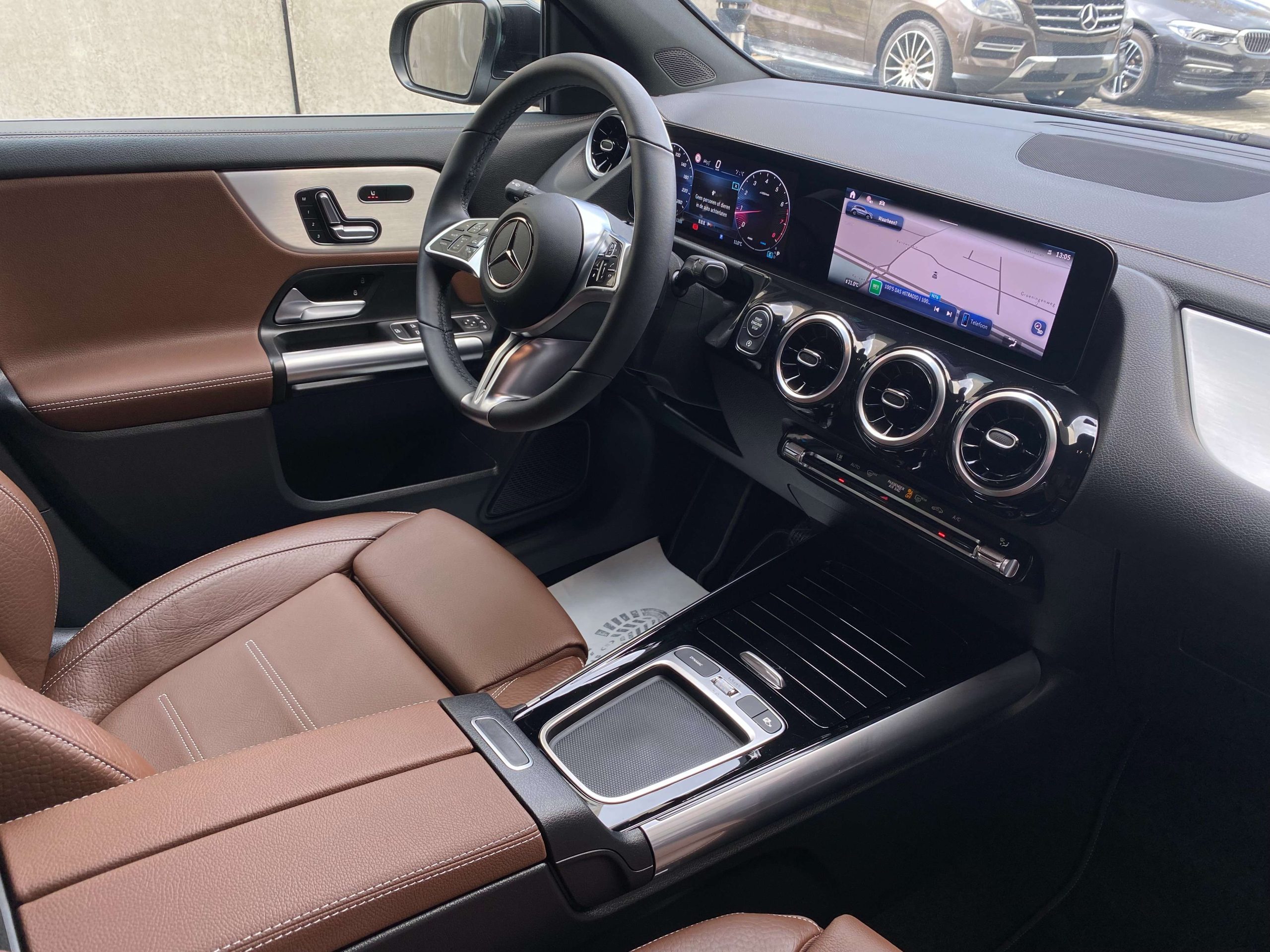 Mercedes-Benz GLA 220 8G 4Matic LUXURY Distronic/Memory/BruinLeder/…