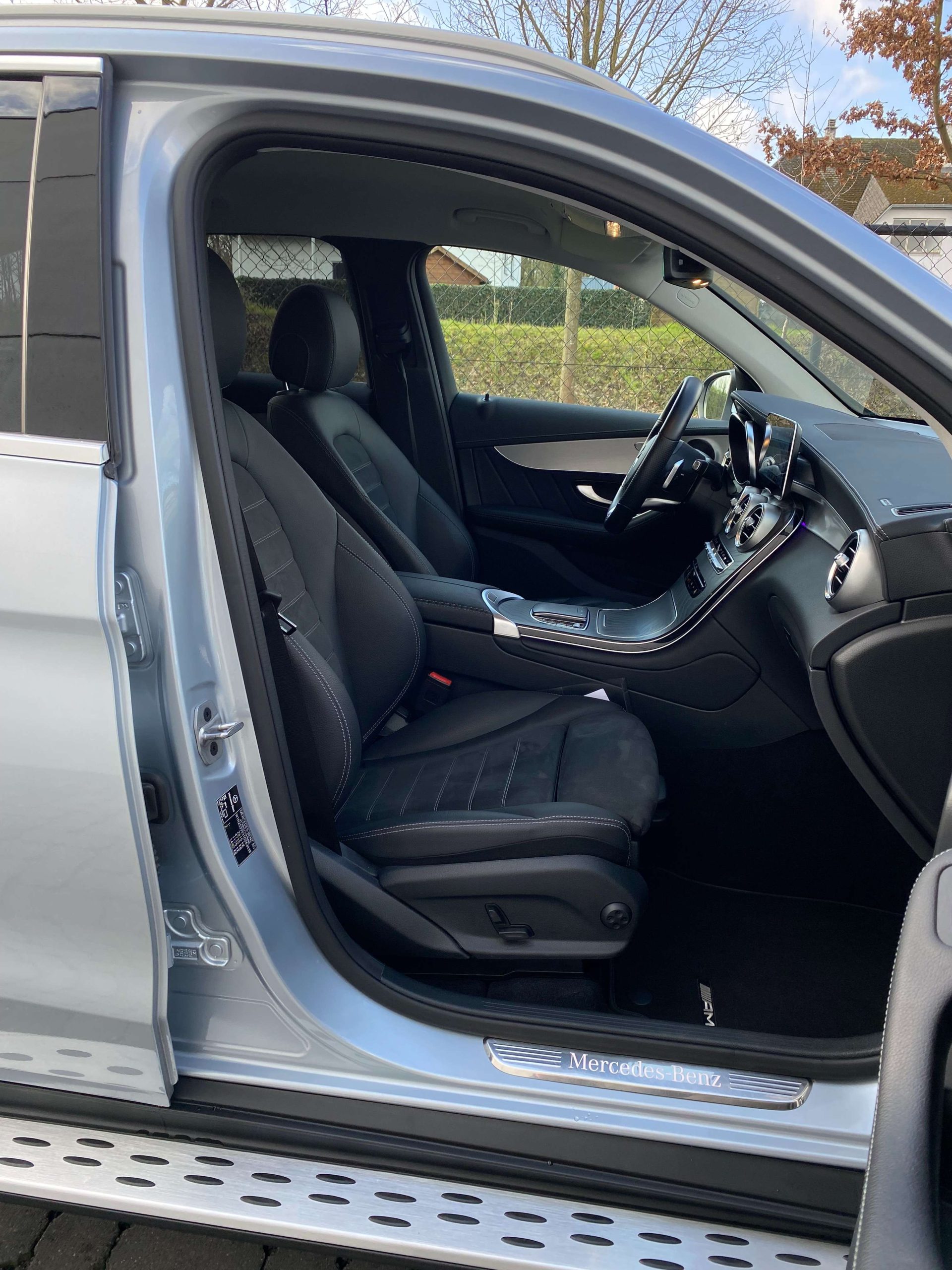 Mercedes-Benz GLC 300 e 9G 4M AMG AIRMATIC/HeadUp/Distronic/360°/Trekh.