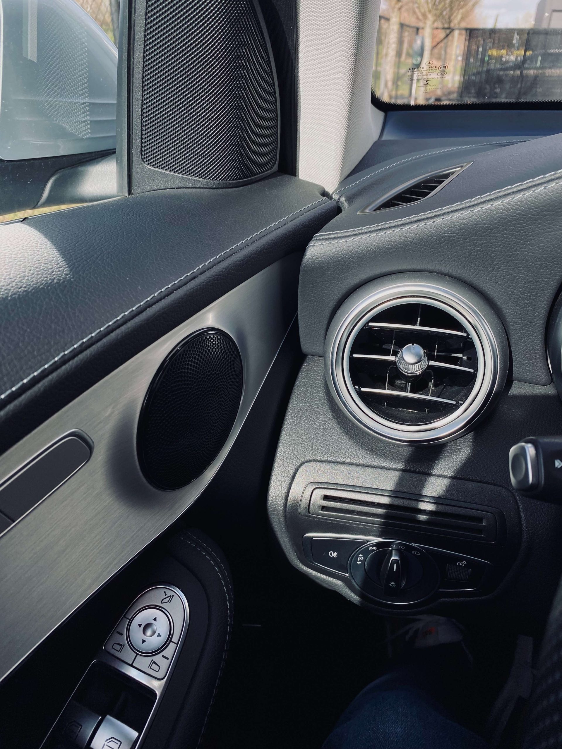 Mercedes-Benz GLC 300 e 9G 4M AMG AIRMATIC/HeadUp/Distronic/360°/Trekh.