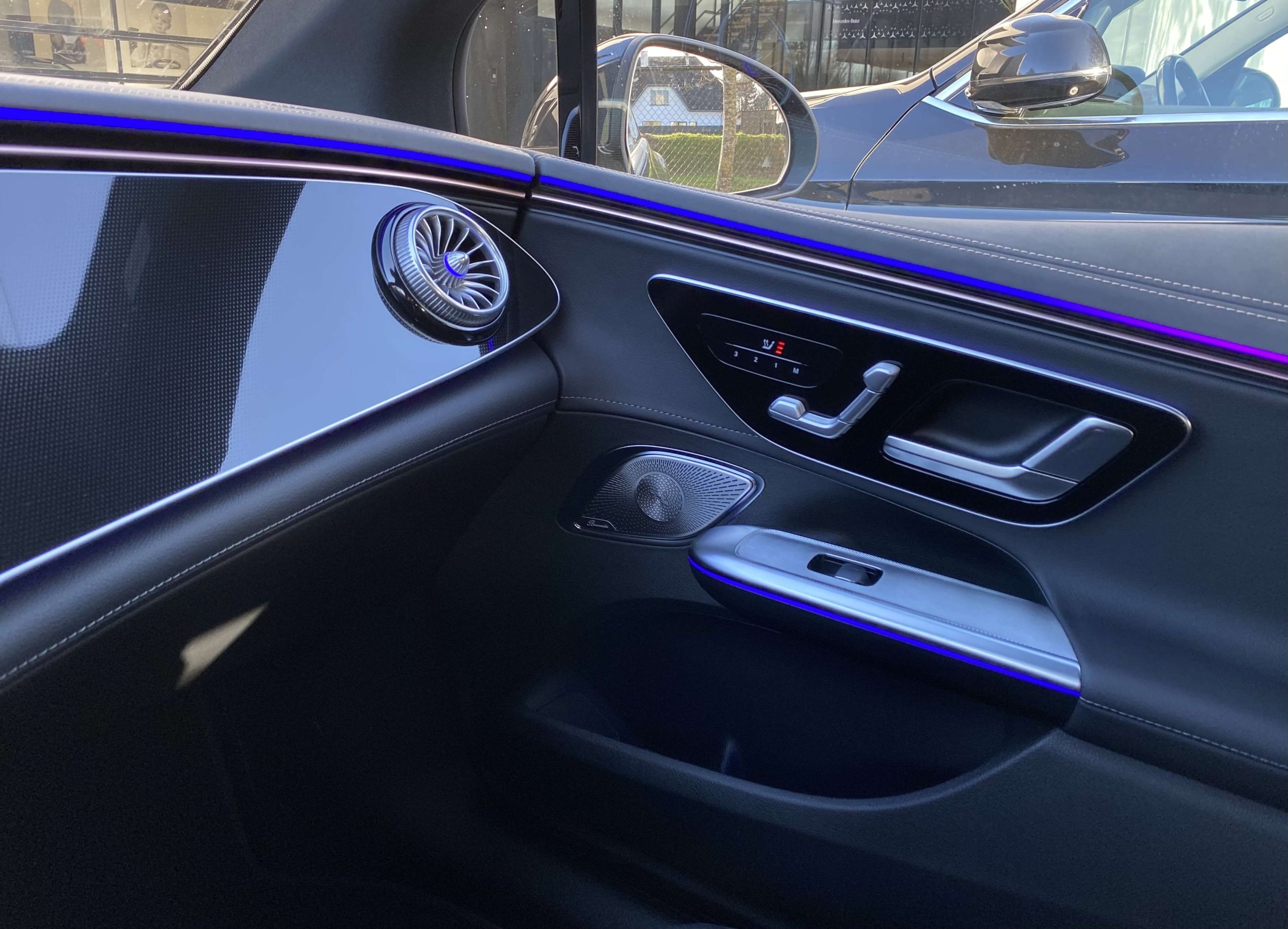 Mercedes-Benz EQE 300 AchterasBest./Distronic/PanoDak/Memory/Leder/Trekh