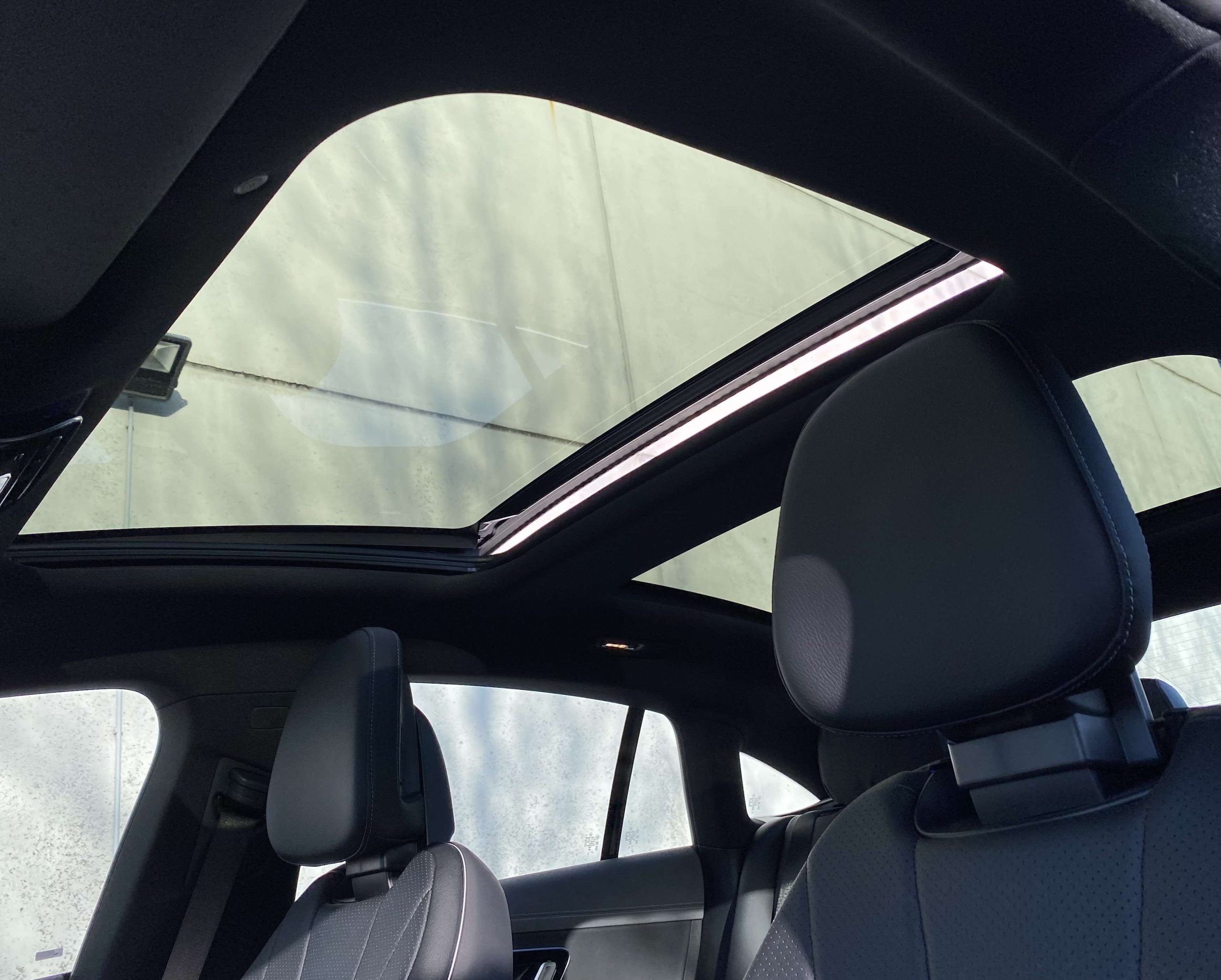 Mercedes-Benz EQE 300 AchterasBest./Distronic/PanoDak/Memory/Leder/Trekh