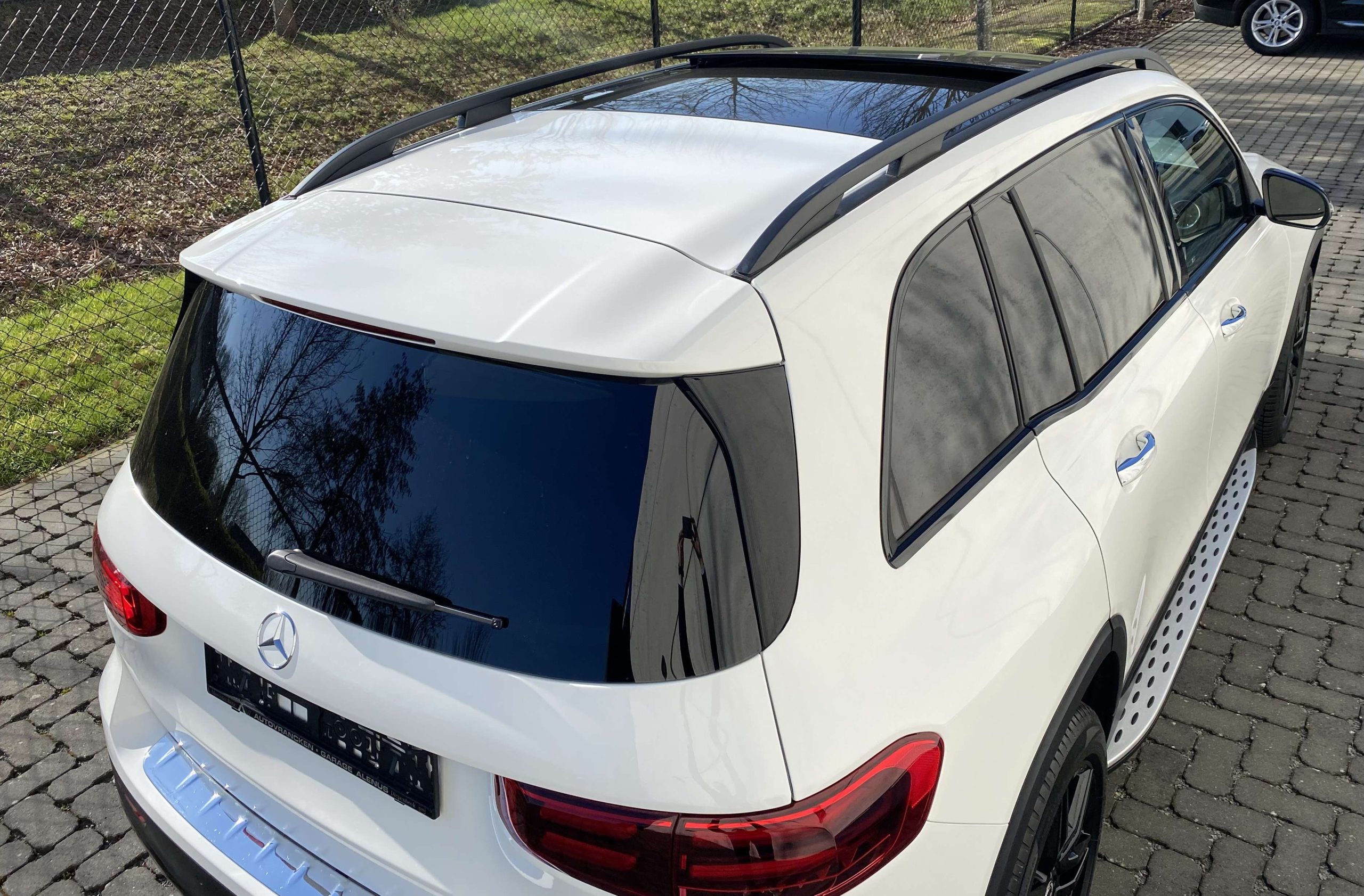 Mercedes-Benz GLB 250 8G 4Matic AMG 19/Distronic/PanoDak/Leder/360/Trekh