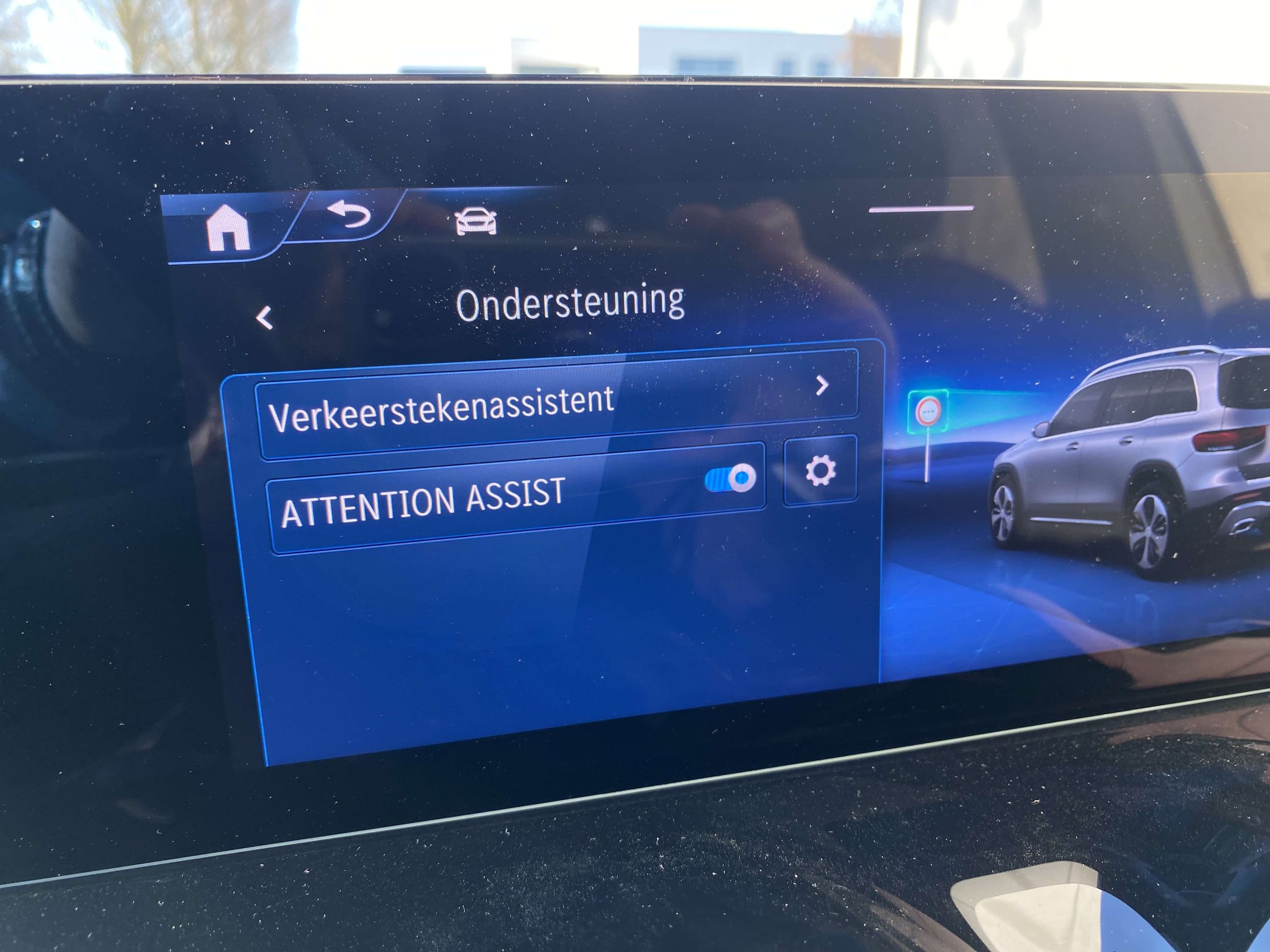 Mercedes-Benz GLB 250 8G 4Matic AMG 19/Distronic/PanoDak/Leder/360/Trekh