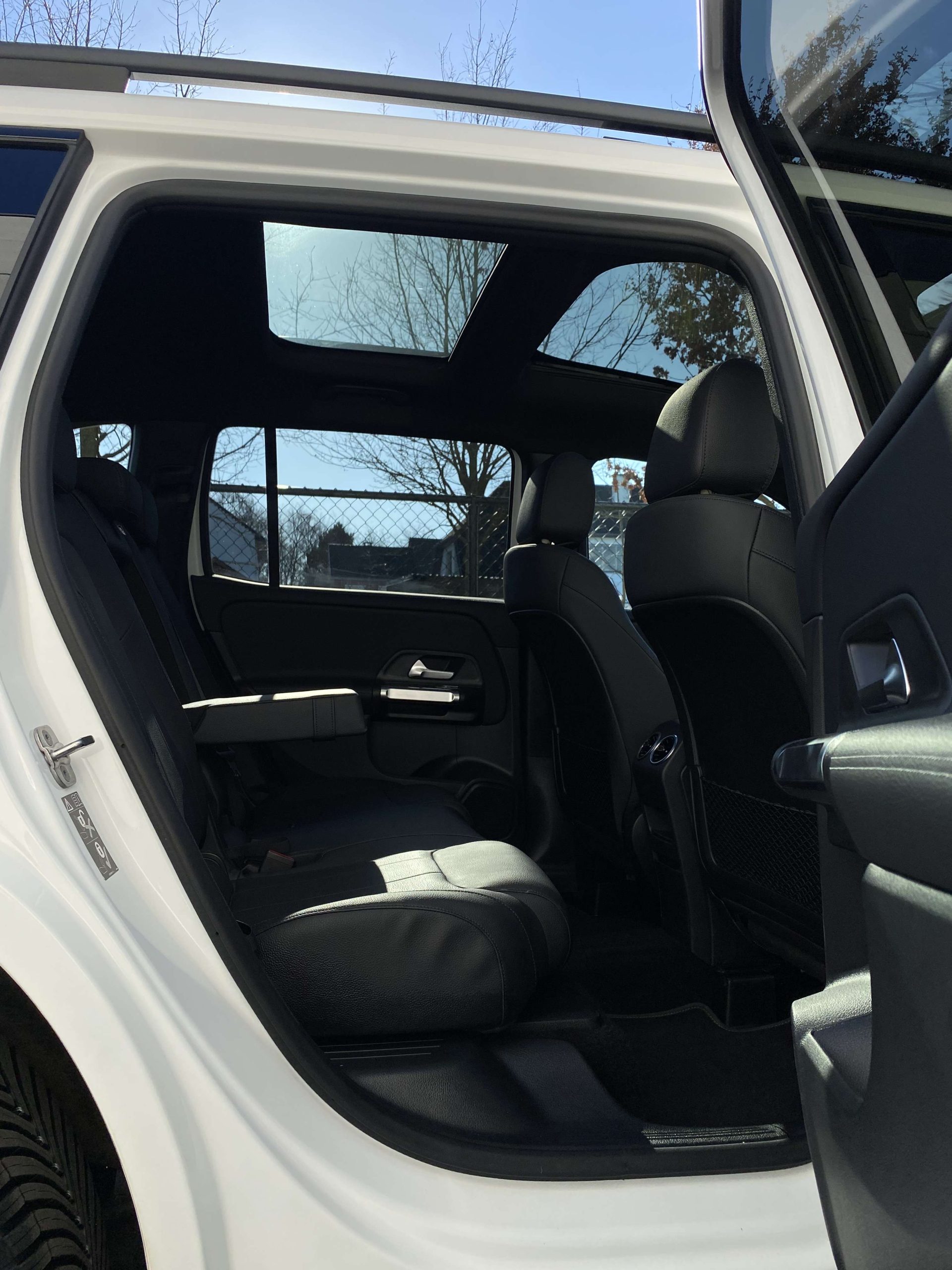 Mercedes-Benz GLB 250 8G 4Matic AMG 19/Distronic/PanoDak/Leder/360/Trekh