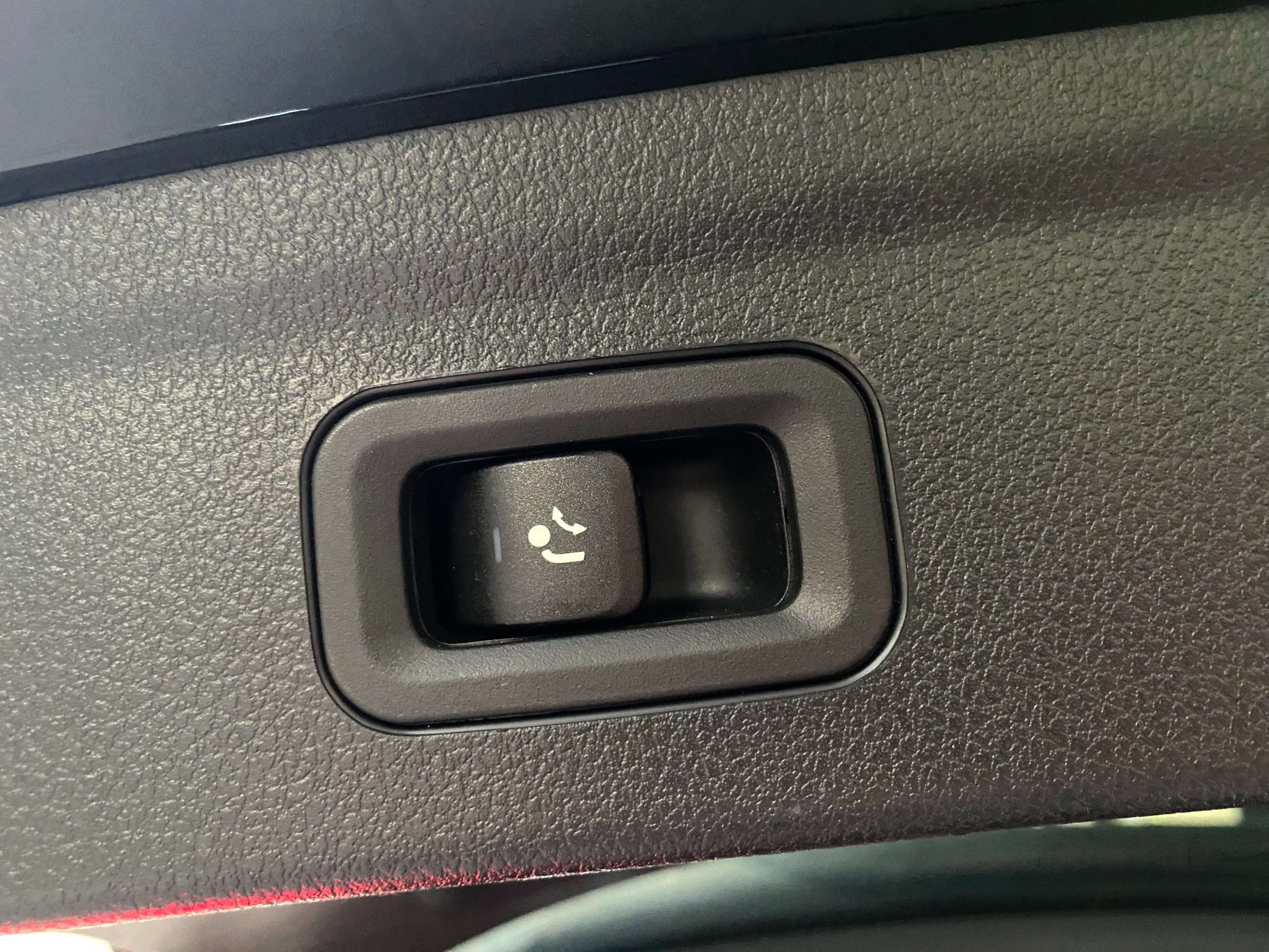 Mercedes-Benz GLE 350 de 9G 4M AIRMATIC/21″/PANODAK/BURM/MEMORY/TREKH.