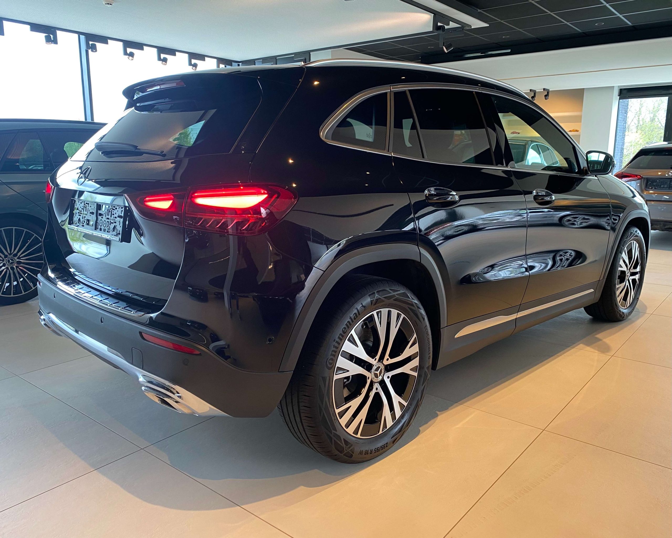 Mercedes-Benz GLA 220 8G 4Matic LUXURY Distronic/Memory/BruinLeder/…