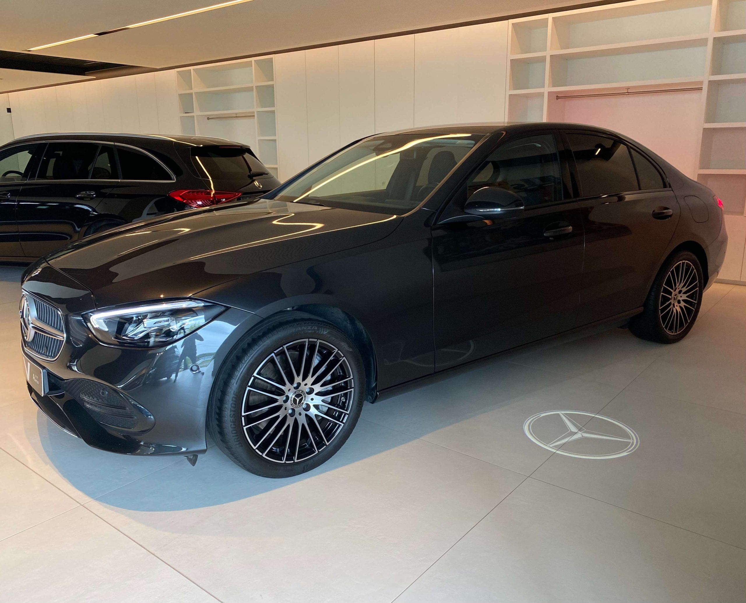 Mercedes-Benz C 300 e 9G Plug-in LUXURY NIGHT Luchtvering/Dodehoek/MBUX-Premium/Ambiente/Trekhaak/…