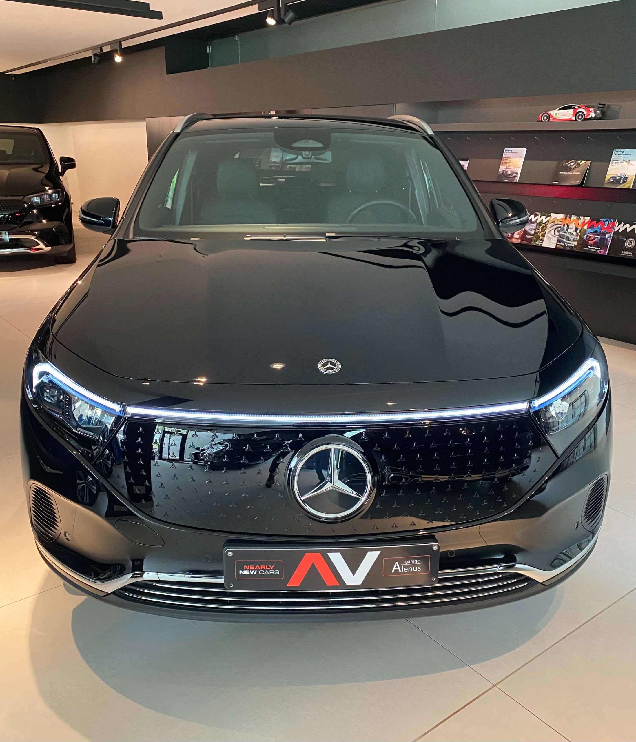 Mercedes-Benz EQA 350 4Matic 20″/Distronic/Dodehoek/Ambiente/Trekhaak