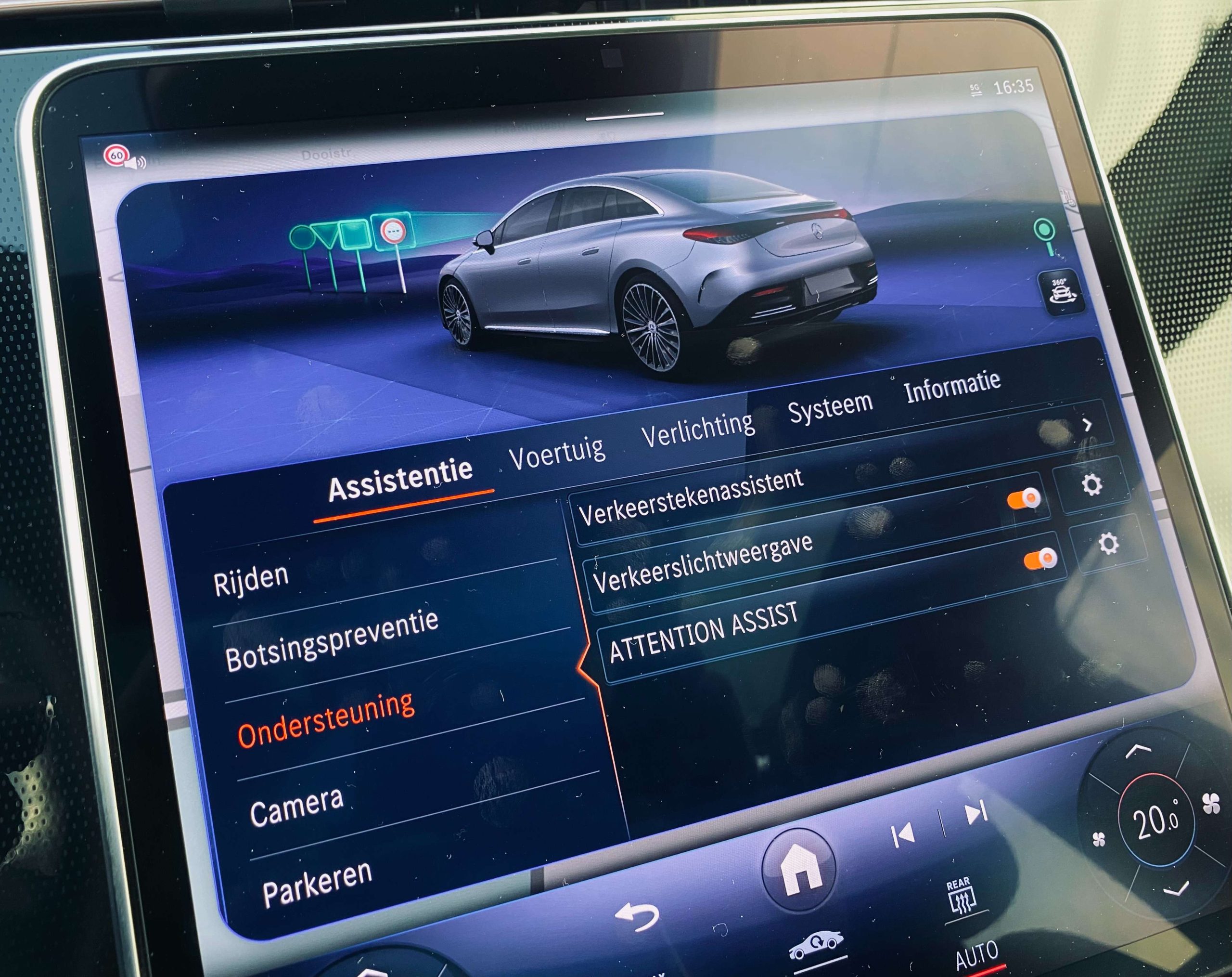 Mercedes-Benz EQE 300 Distronic+/Achterasbesturing/Burmester3D/PanoDak/360°/Memory/Leder/Augm.Reality/DigitalLight/Trekhaak/…