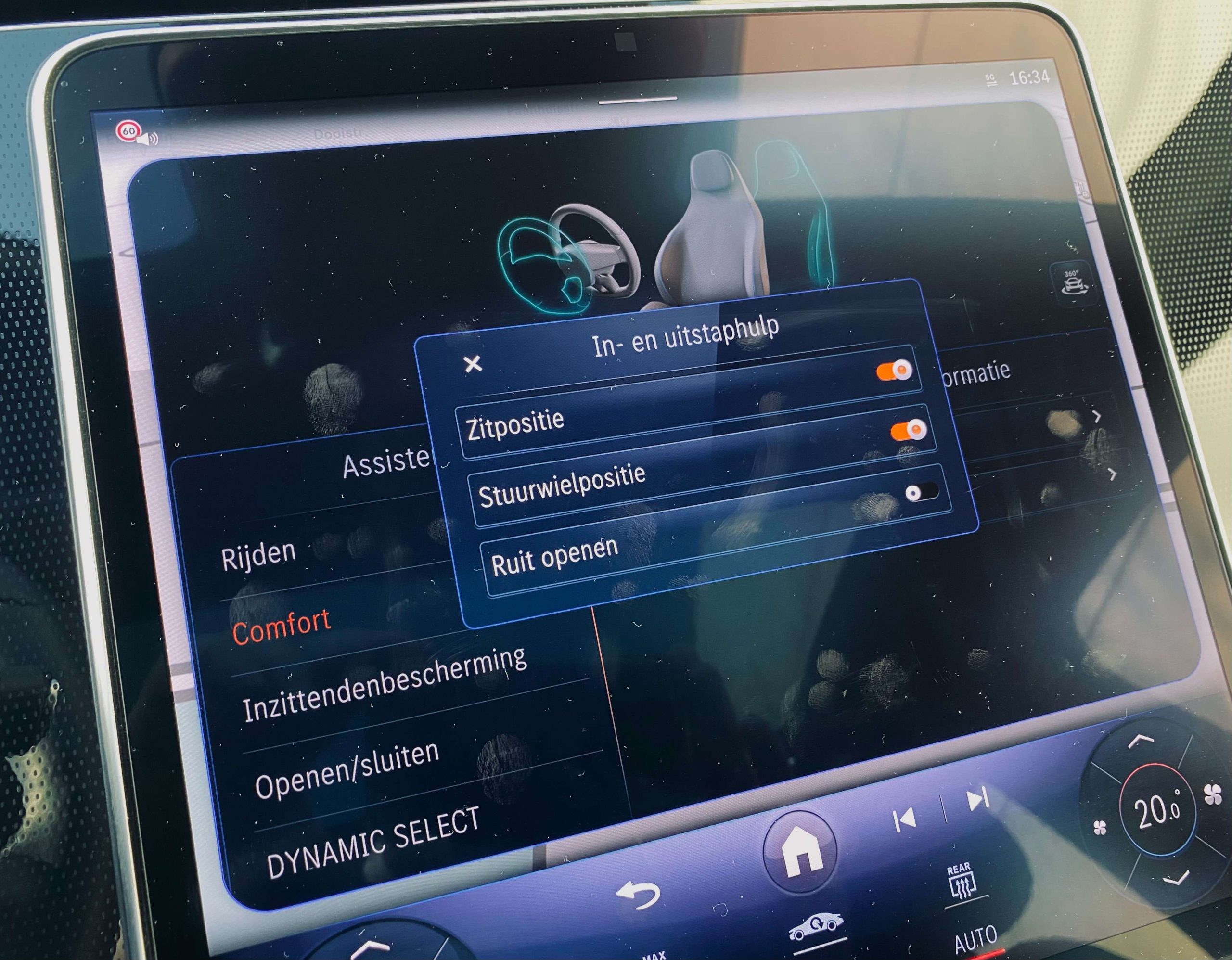 Mercedes-Benz EQE 300 Distronic+/Achterasbesturing/Burmester3D/PanoDak/360°/Memory/Leder/Augm.Reality/DigitalLight/Trekhaak/…