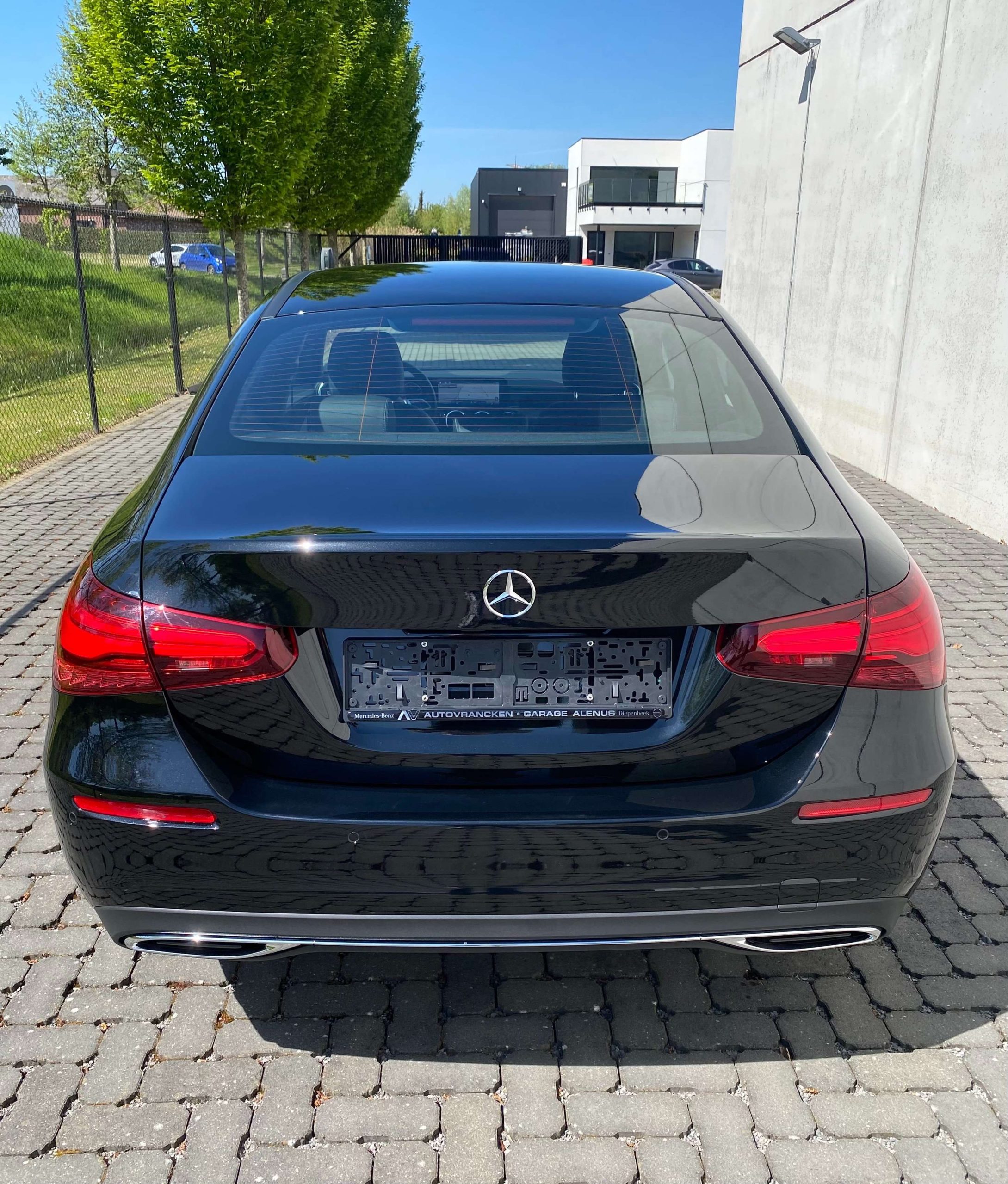Mercedes-Benz A 180 7G Mild Hybr. LUXURY Advanced LederPack/MBUX/Camera/Trekhaak/…