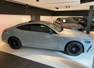 Mercedes-Benz CLE 300 e 9G Plug-in COUPE AMG NIGHT 19″/Luchtvering/Distronic+/Head-Up/DigitalLight/Memory/PanoDak/Trekhaak/…