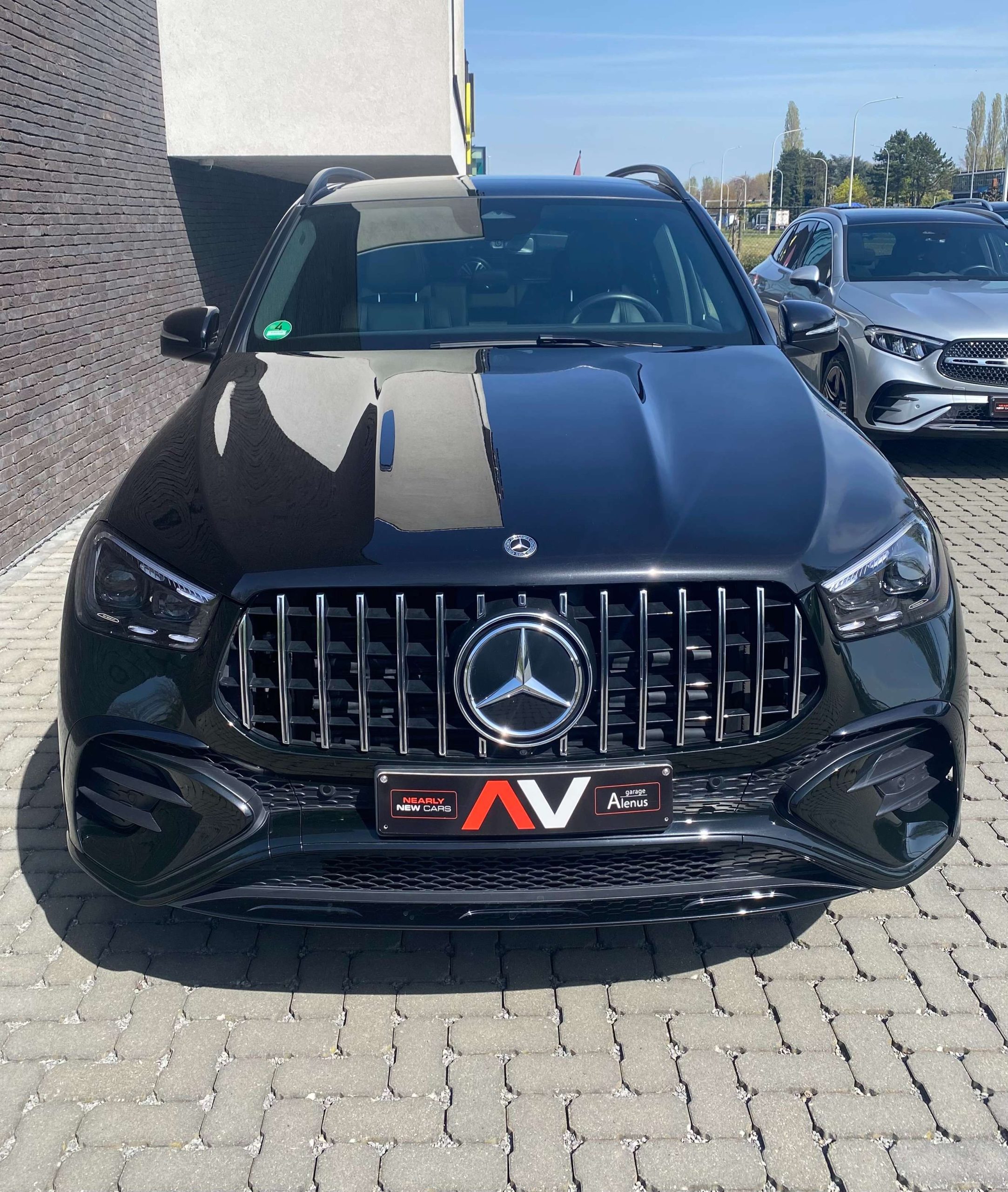 Mercedes-Benz GLE 350 de 9G 4M AIRMATIC/21″/PANODAK/BURM/MEMORY/TREKH.