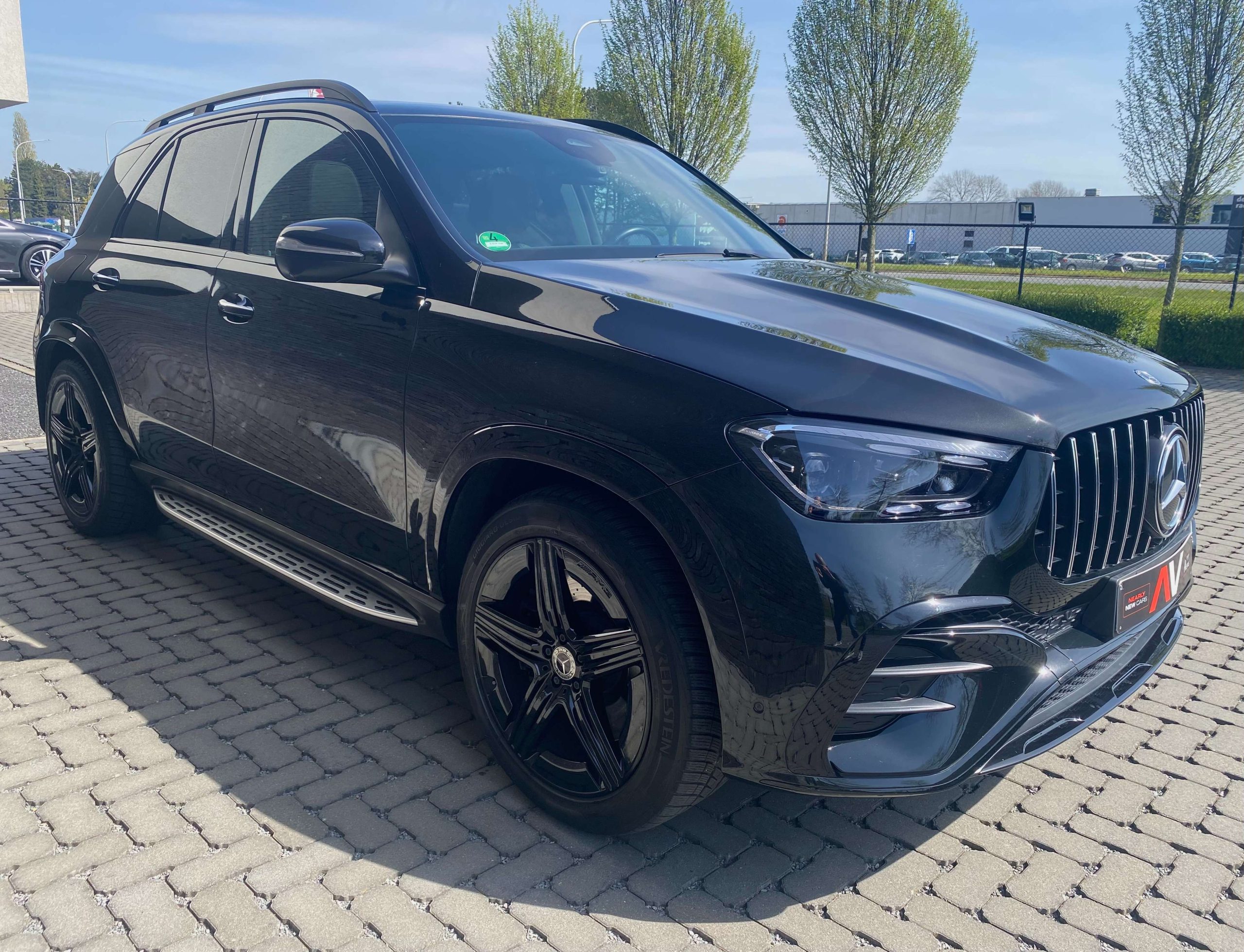 Mercedes-Benz GLE 350 de 9G 4M AIRMATIC/21″/PANODAK/BURM/MEMORY/TREKH.