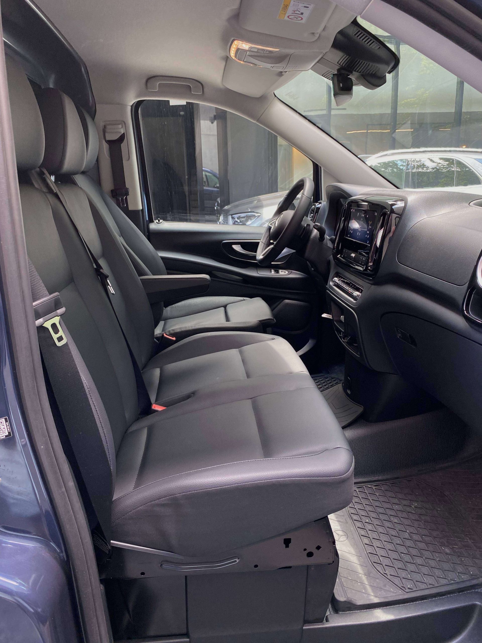 Mercedes-Benz Vito 9G 116 CDI FACELIFT Distronic+/MultiBeam/MBUX/Dodehoek/Camera/Trekhaak 2.5T