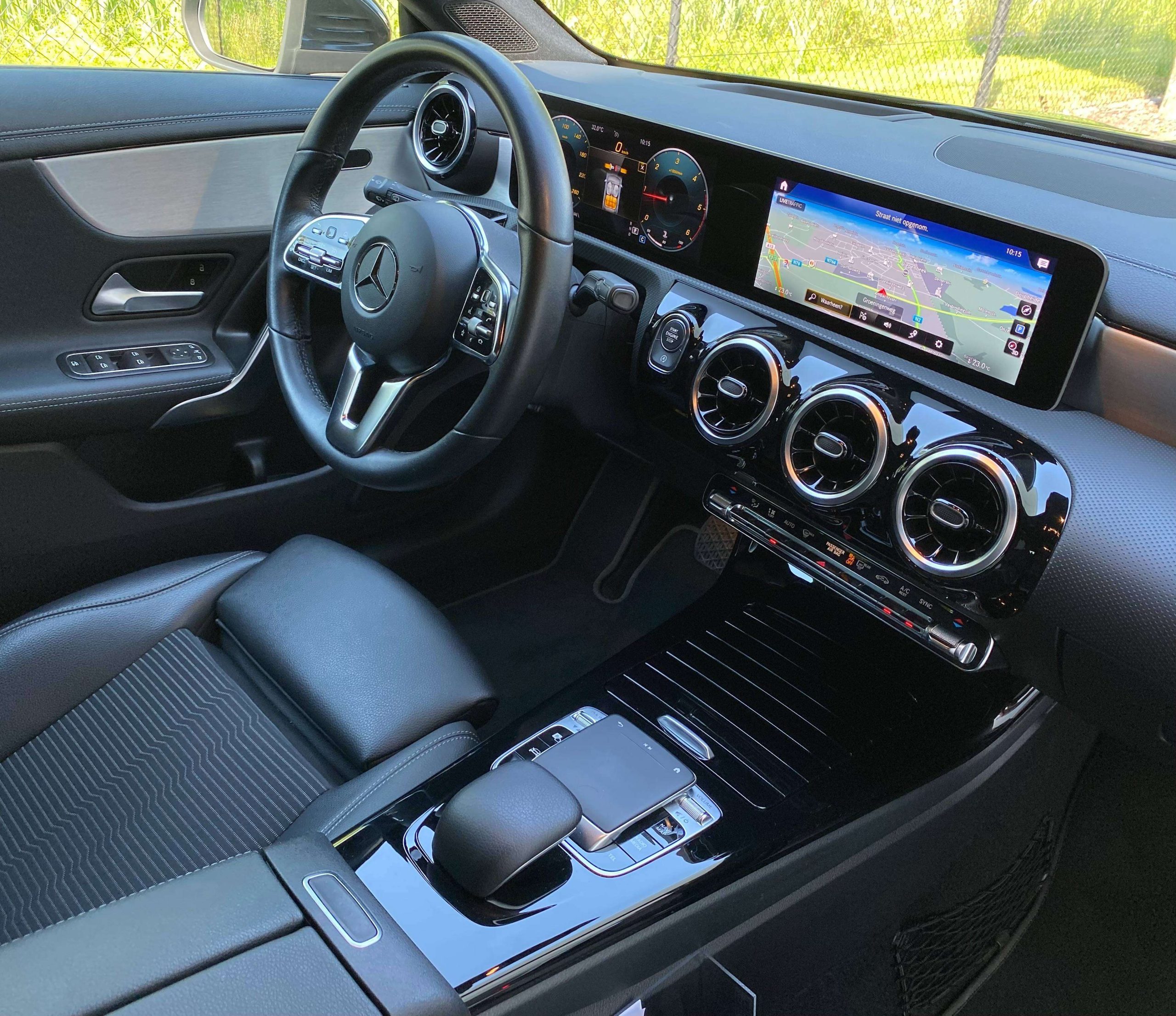 Mercedes-Benz CLA 180 d 7G ShootingBreak LUXURY Head-Up/18″/MBUX/AugmentedRealtyNavi/Camera/Trekhaak