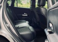Mercedes-Benz GLA 200 7G LUXURY 18″/MBUX/Augm.RealityNavigatie/CC/Camera/Draadloosladen/A&ACarplay/trekhaak