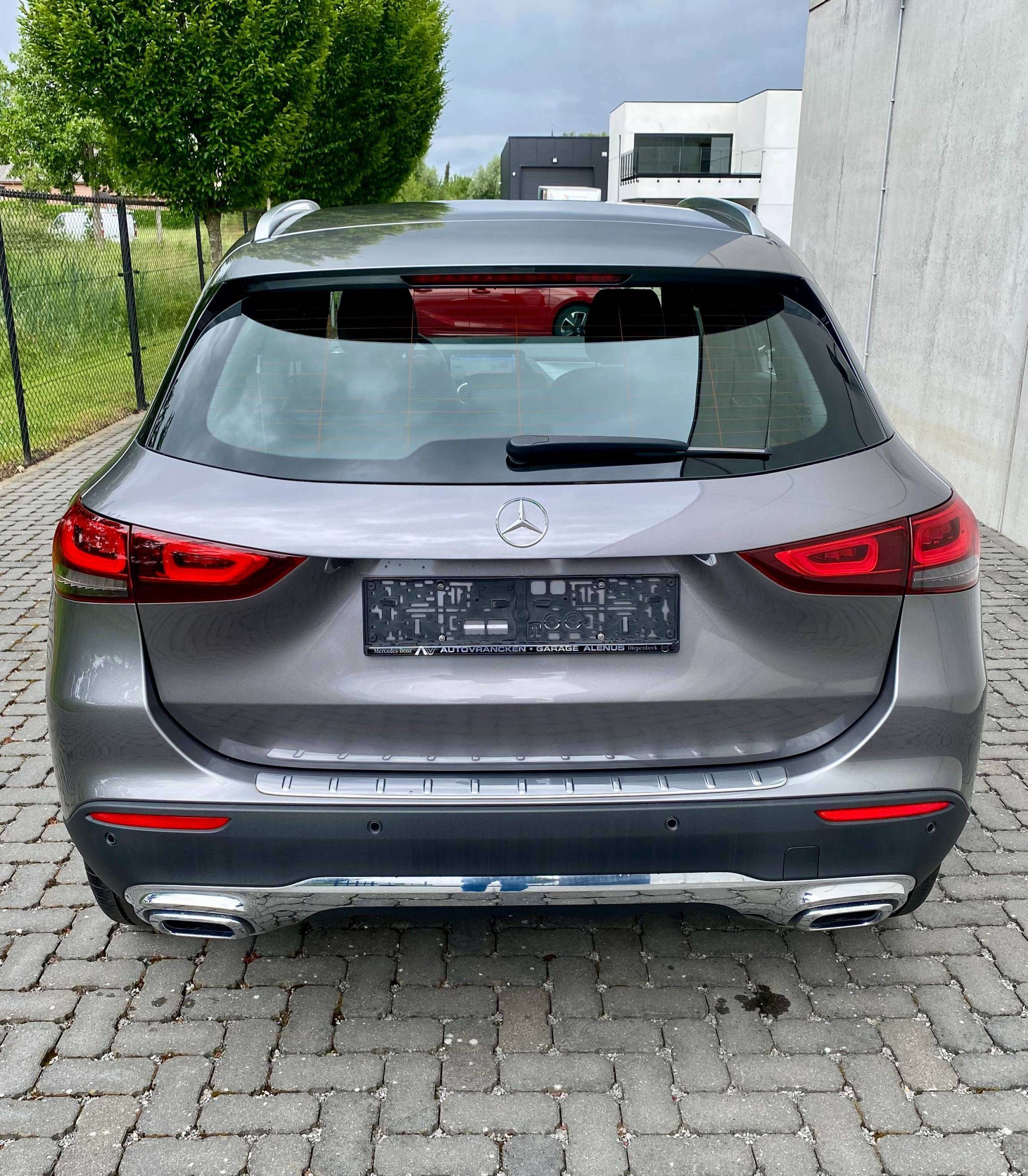 Mercedes-Benz GLA 200 7G LUXURY 18″/MBUX/Augm.RealityNavigatie/CC/Camera/Draadloosladen/A&ACarplay/trekhaak
