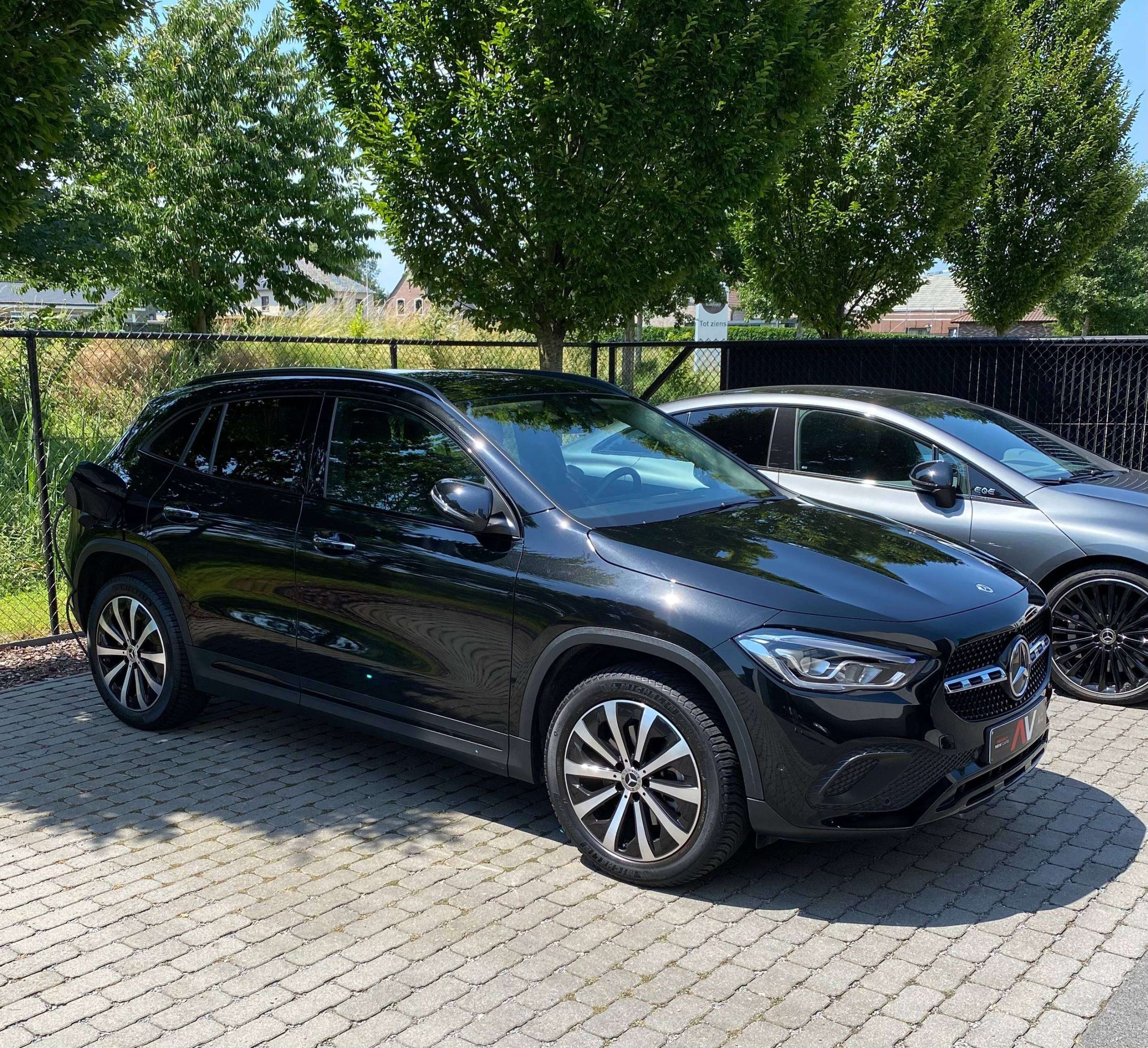 Mercedes-Benz GLA 250 8G Plug-in SPORT & NIGHT 19″/MBUX/Keyless/Augm.RealityNavi/Camera/Trekhaak