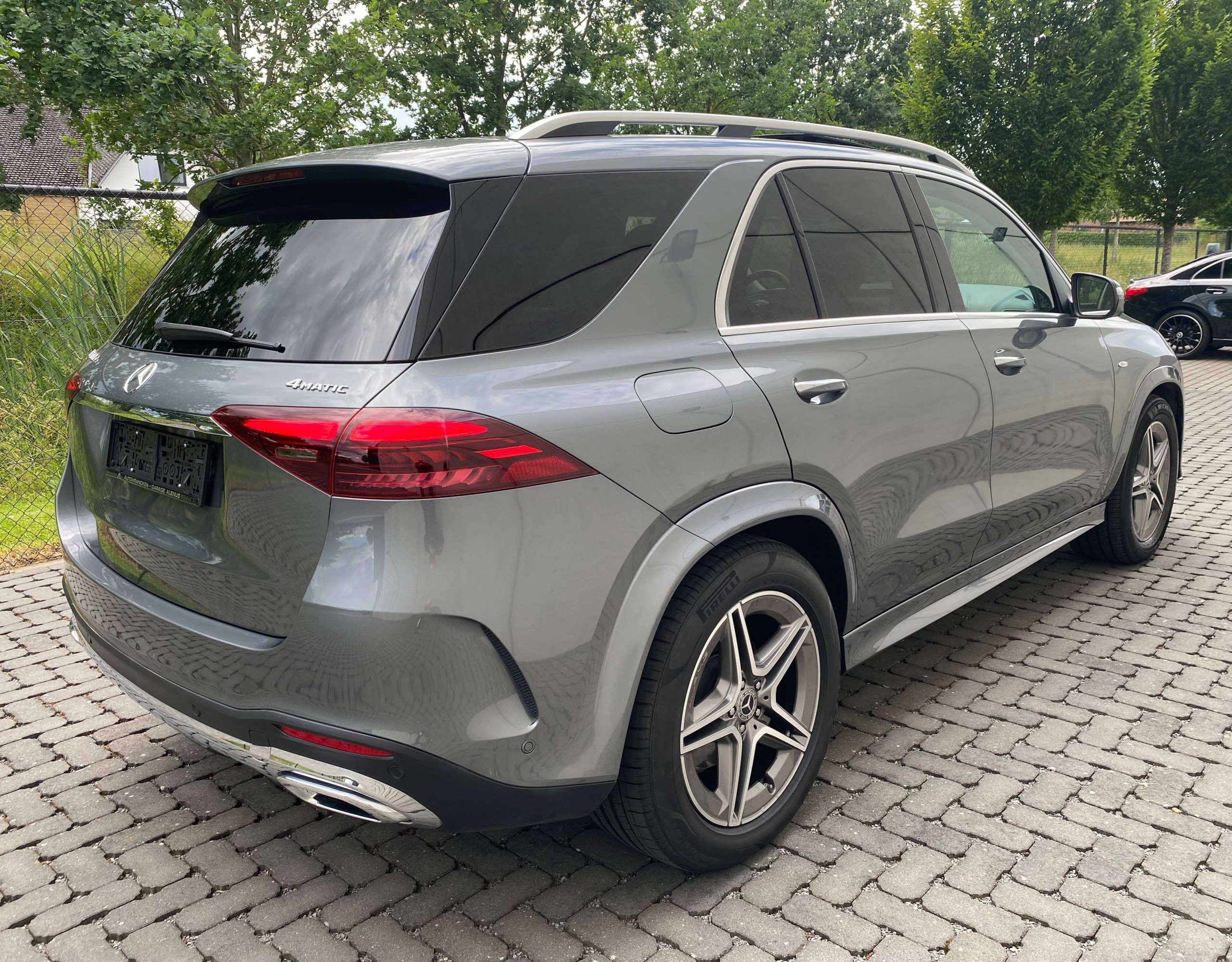 Mercedes-Benz GLE 400 e 9G 4M AMG 20″/Distronic+/Airmatic-Luchtvering/PanoDak/360°/Burmester/MemorySeats/HandsFree/Trekhaak3.5T