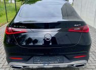 Mercedes-Benz GLC 300 e 9G Coupé Plug-in 4M 20″/SPORT+/BEIGE/MEMORY/AMBIENTE/TREKHAAK