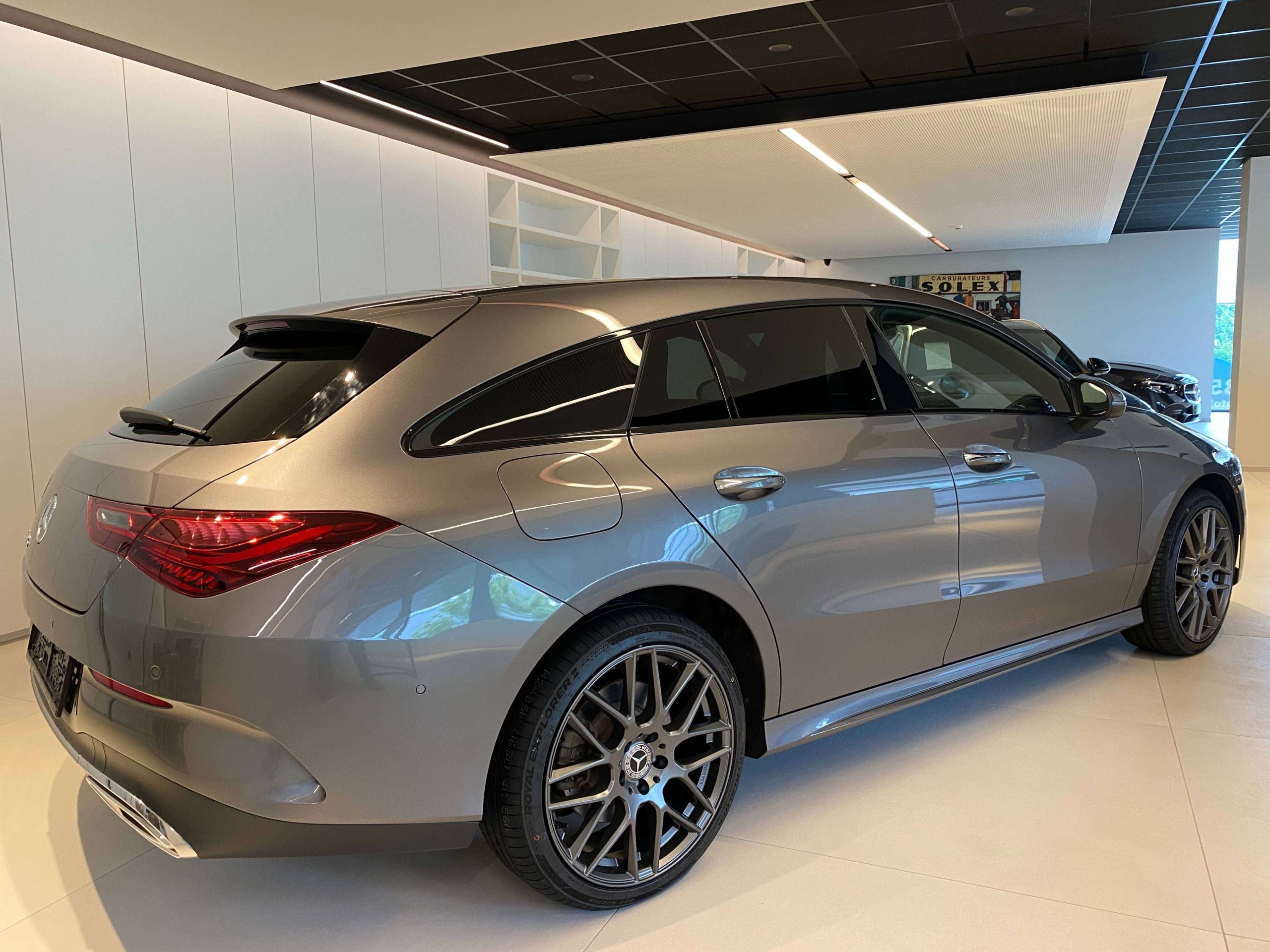 Mercedes-Benz CLA 250 e 8G Plug-in ShootingBreak AMG 19″/Dodehoek/Ambiente/KeyLess/Trekhaak