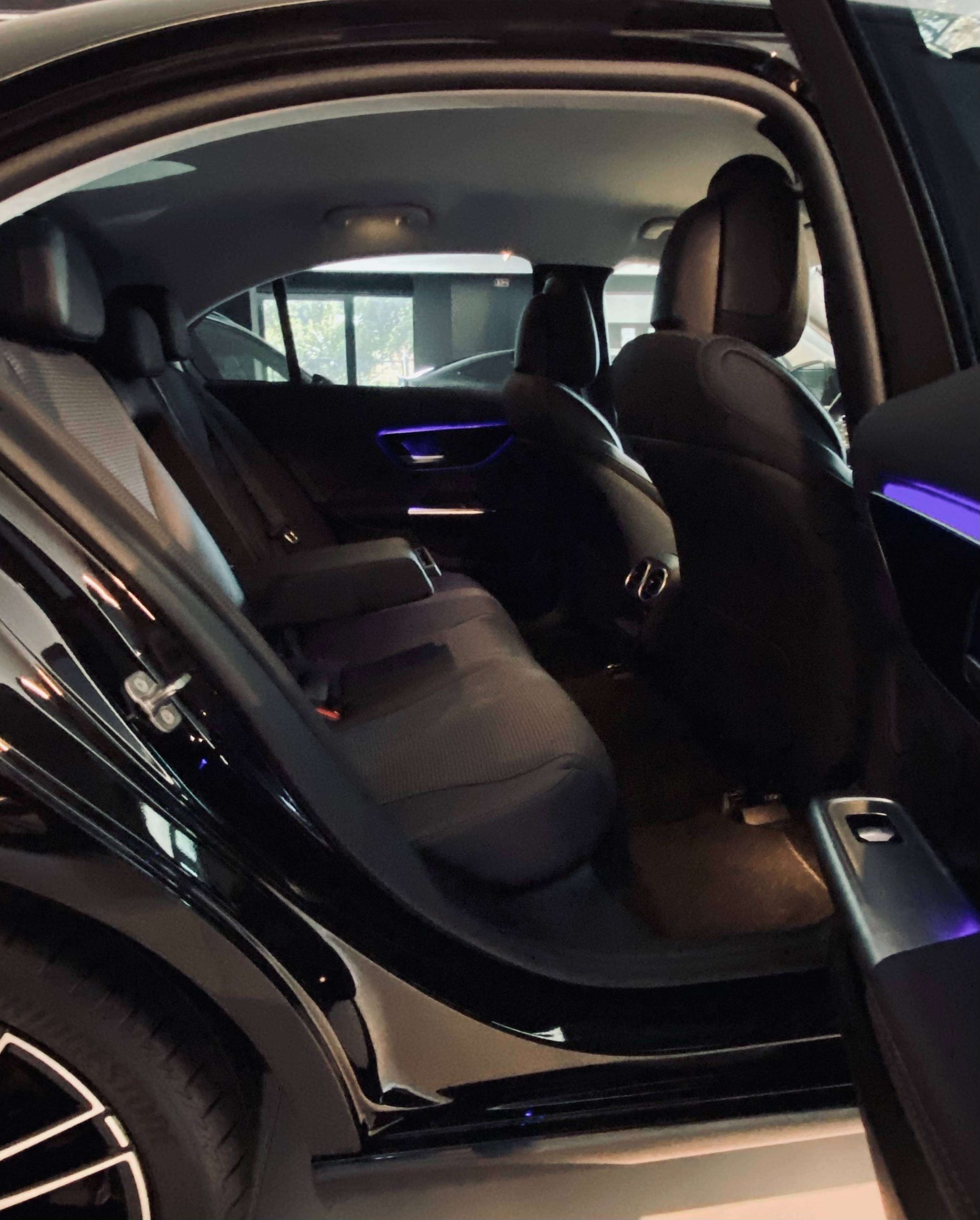 Mercedes-Benz C 200 9G Mild Hybr. AVANTGARDE & NIGHT 18″/DISTRONIC/MBUX-Premium/Advanced Sound/Ambiente/StuurwielVerw./Camera/Trekhaak