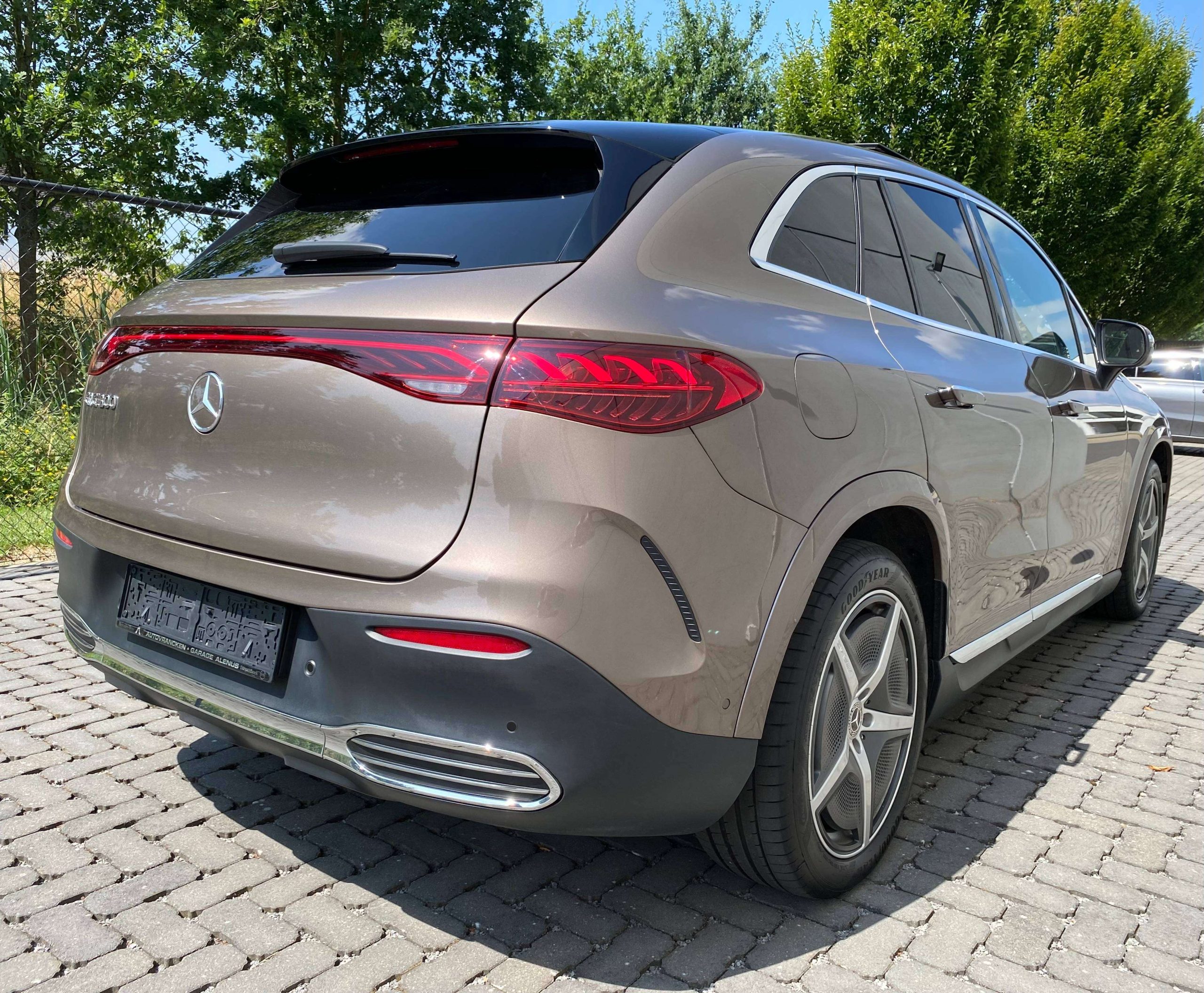 Mercedes-Benz EQE SUV AMG Line AchterasBesturing/Distronic/20″/PanoDak/360°/Burmester/KeyLess/Digital/Memory/Trekhaak