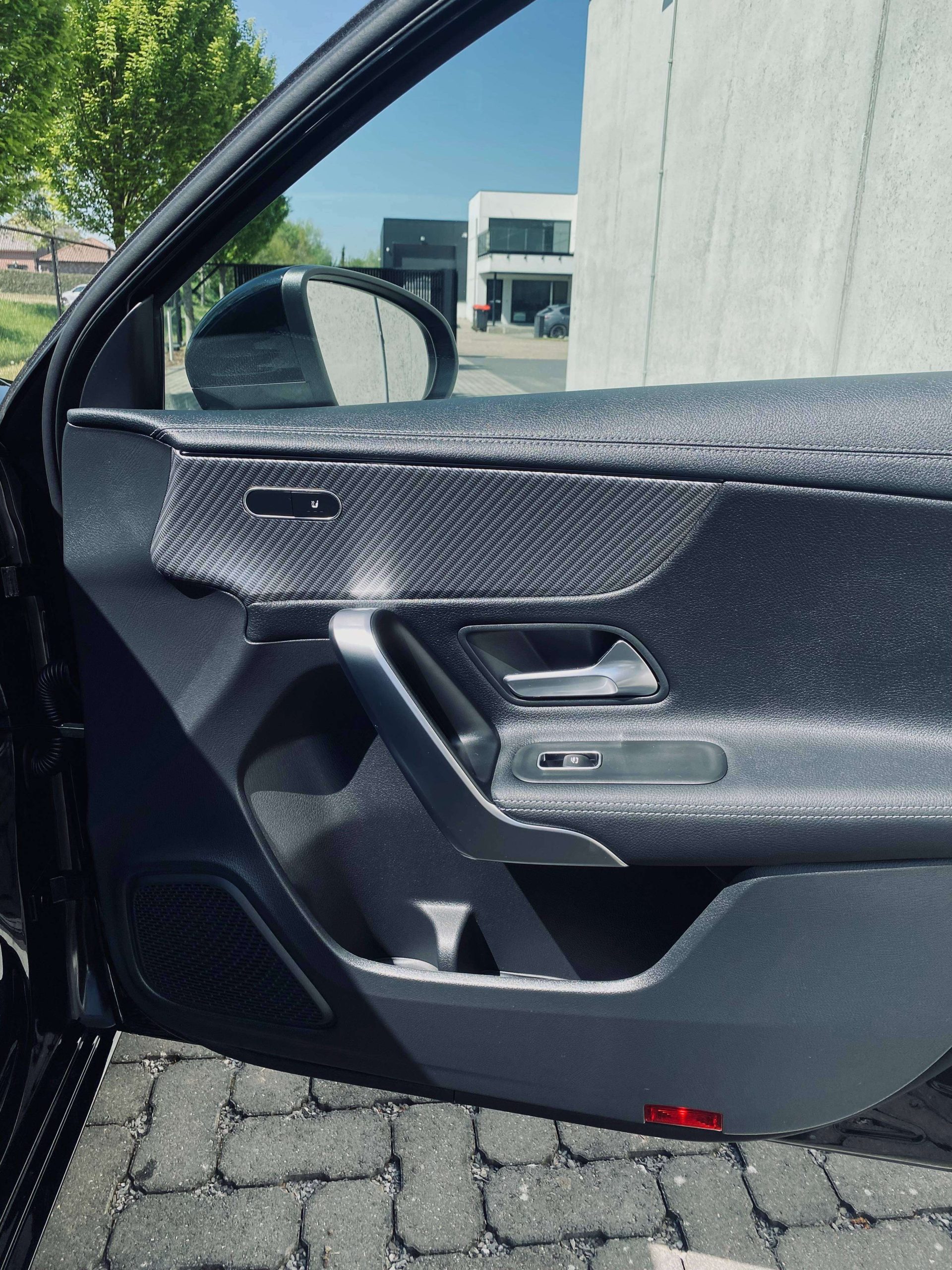 Mercedes-Benz A 180 7G Mild Hybr. LUXURY line *Distronic/18″/LEDER/MBUX/Camera/Trekhaak