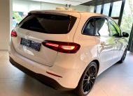 Mercedes-Benz B 200 7G NIGHT – AMG 19″/Distronic/MBUX/Dodehoek/360°/…